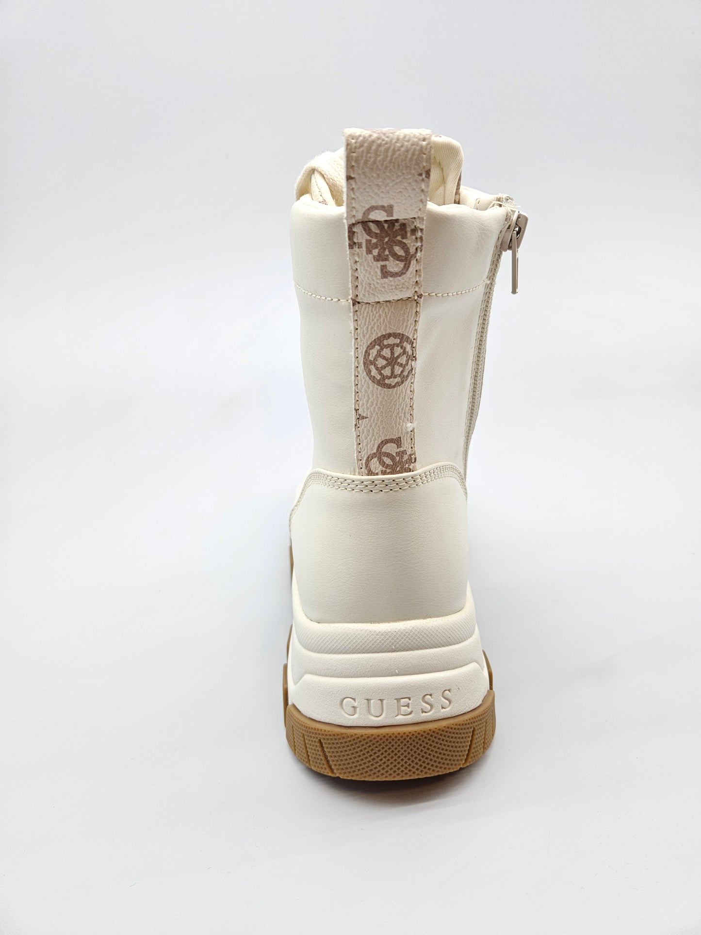 GUESS NOVI ORIGINAL CIZMI BR 37