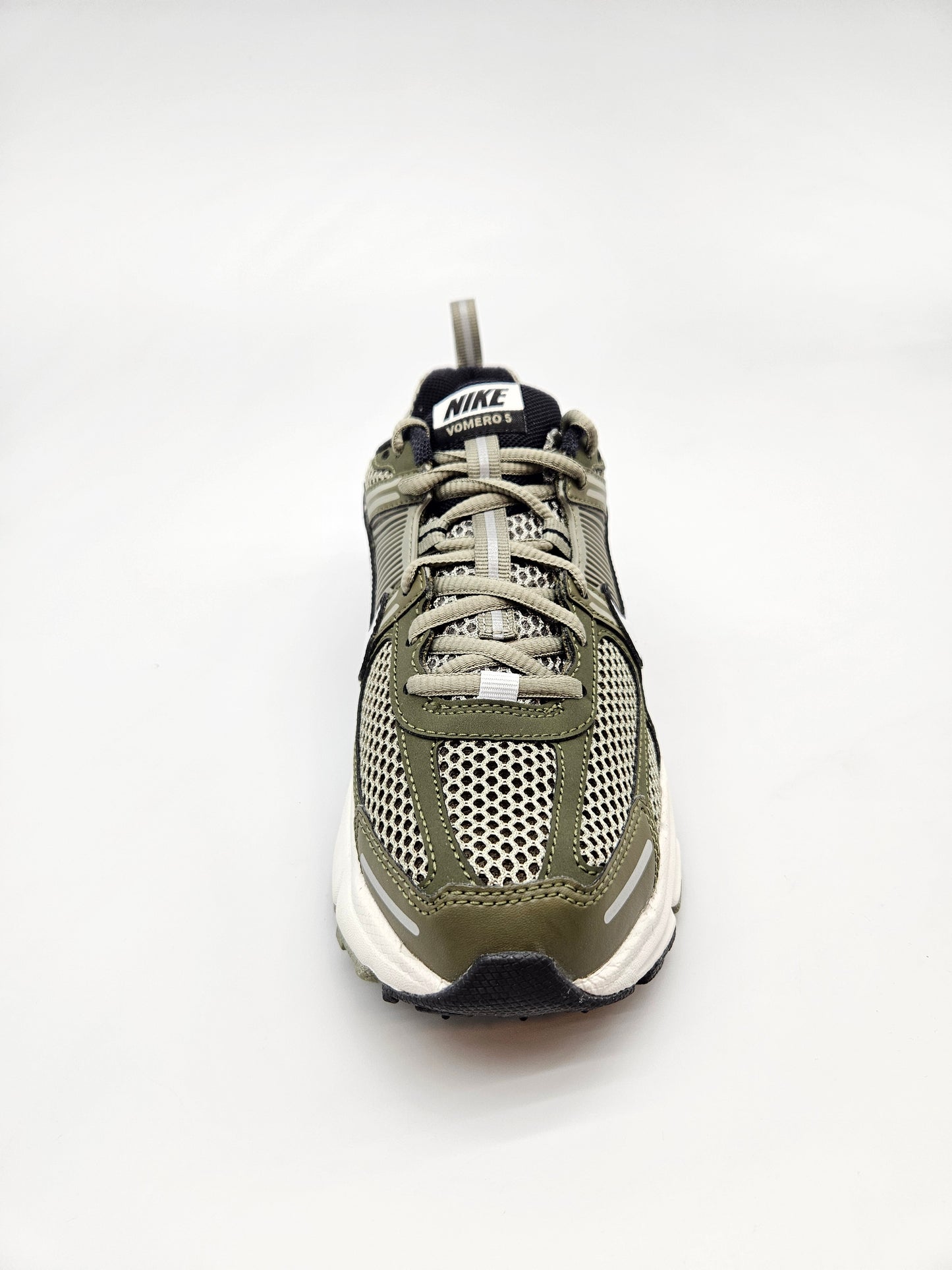 NIKE NOVI ORIGINAL PATIKI BR 36.5