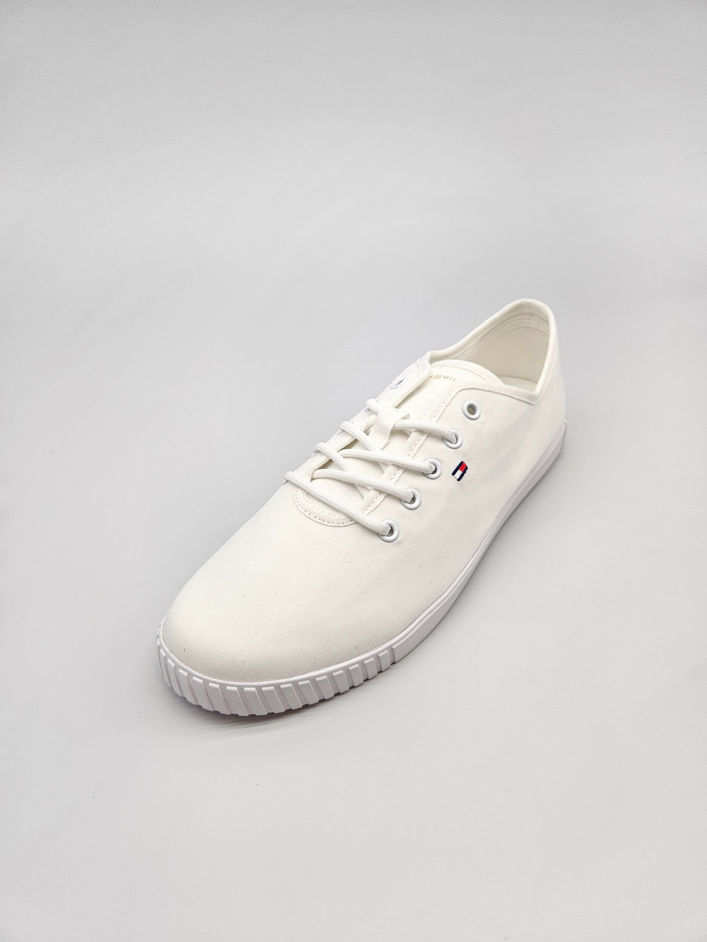 TOMMY HILFIGER NOVI ORIGINAL PATIKI BR 40