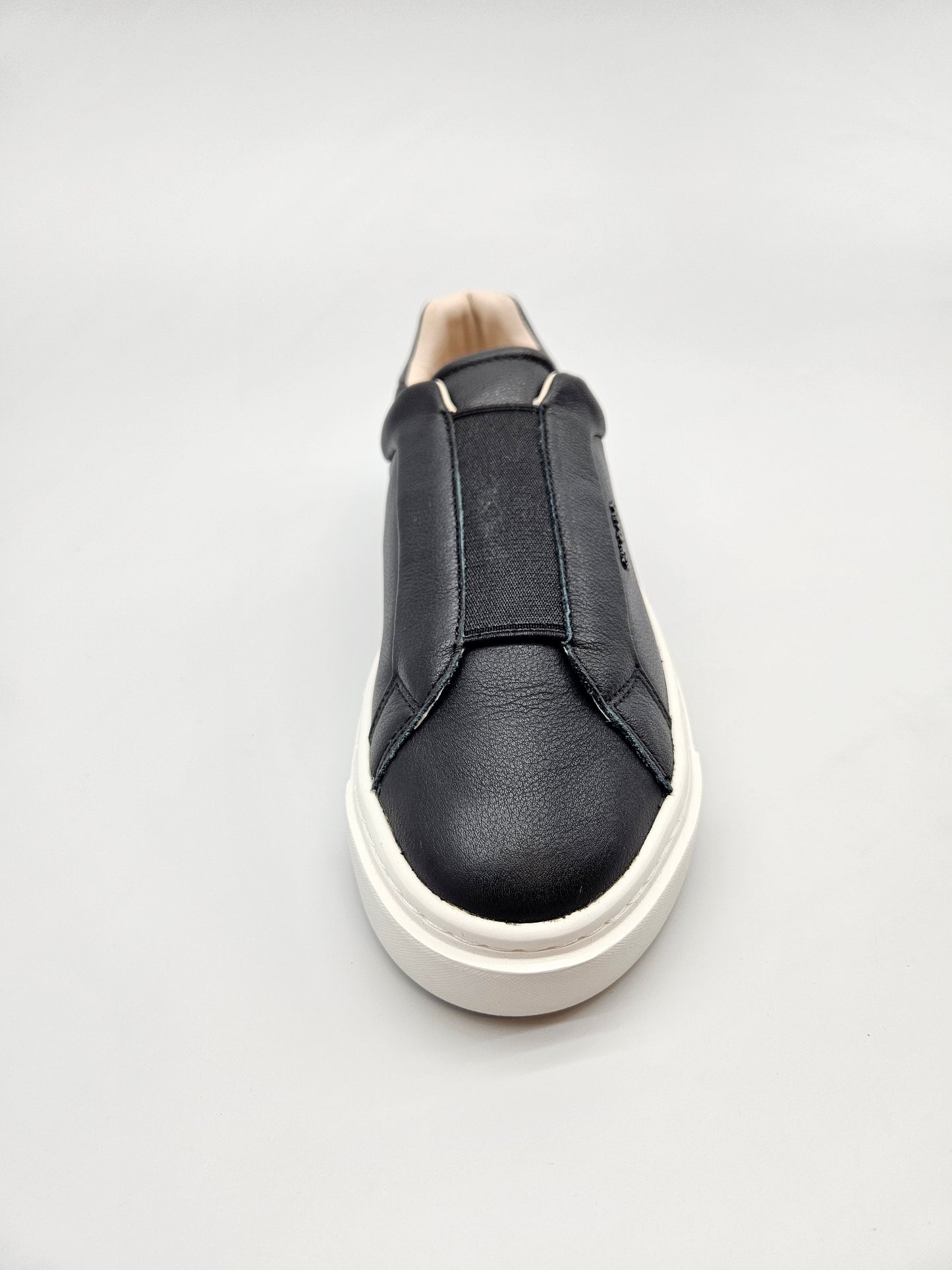 CALVIN KLEIN NOVI ORIGINAL PATIKI BR 39