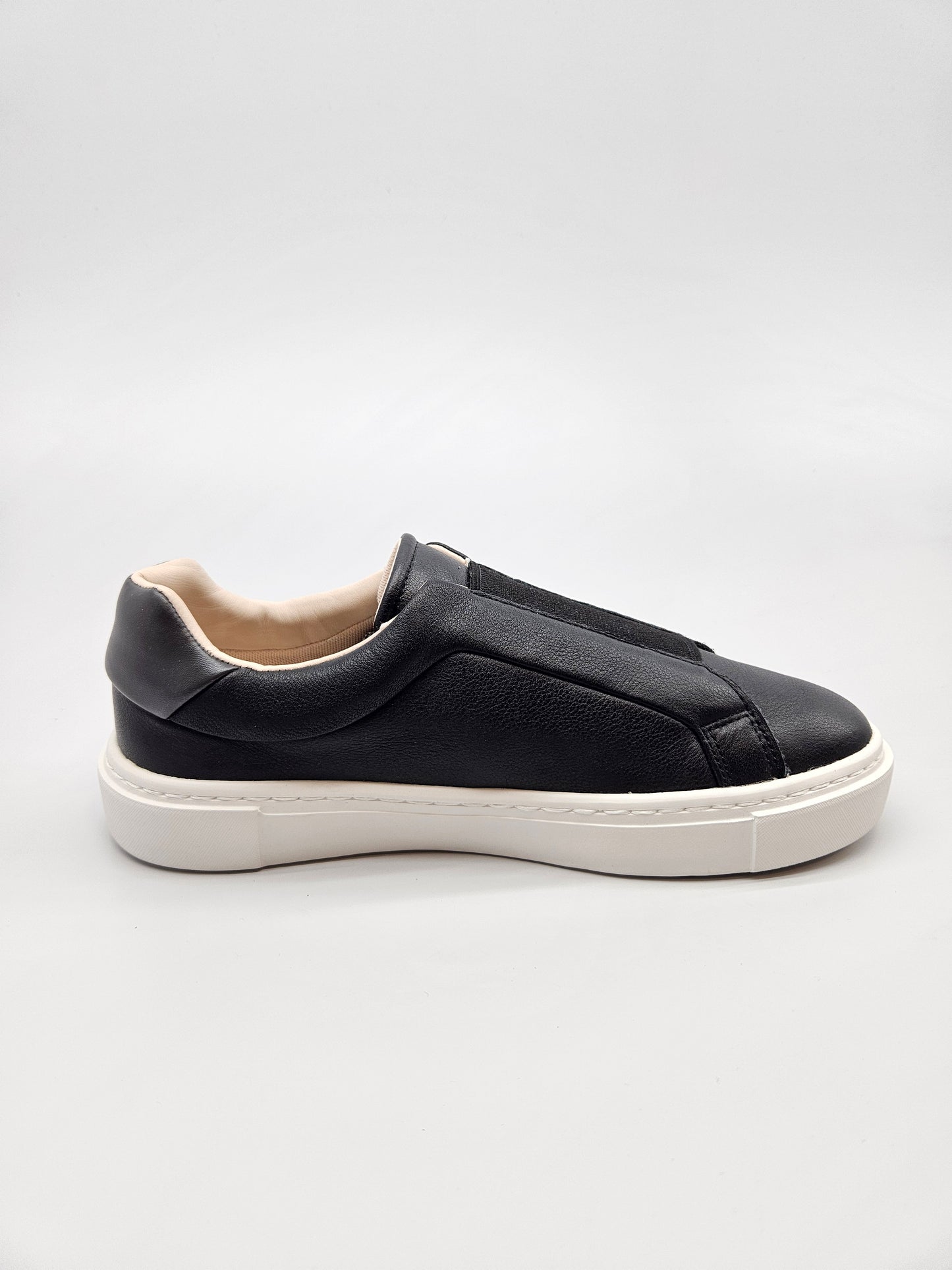 CALVIN KLEIN NOVI ORIGINAL PATIKI BR 39