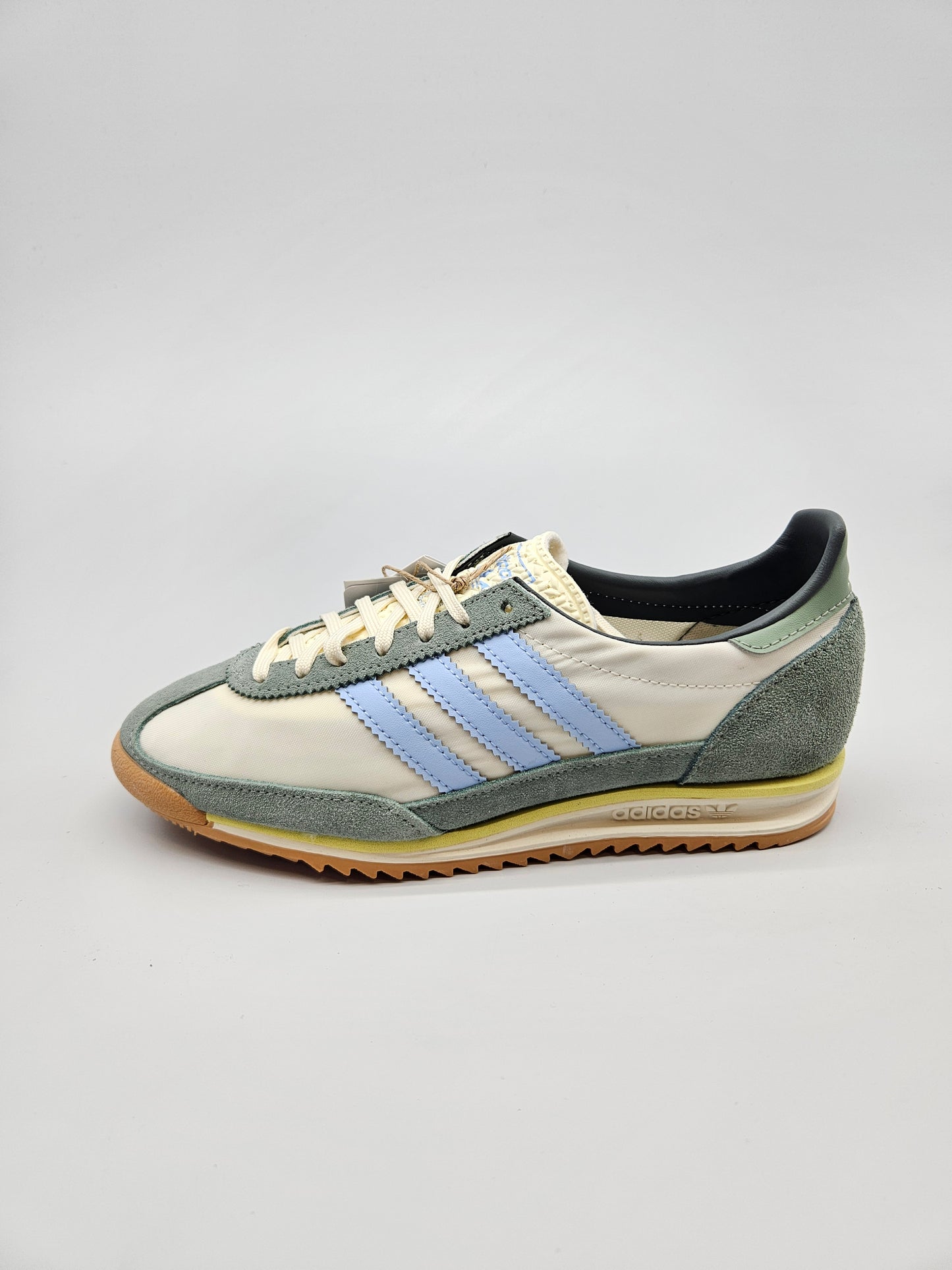 ADIDAS NOVI ORIGINAL PATIKI BR 38