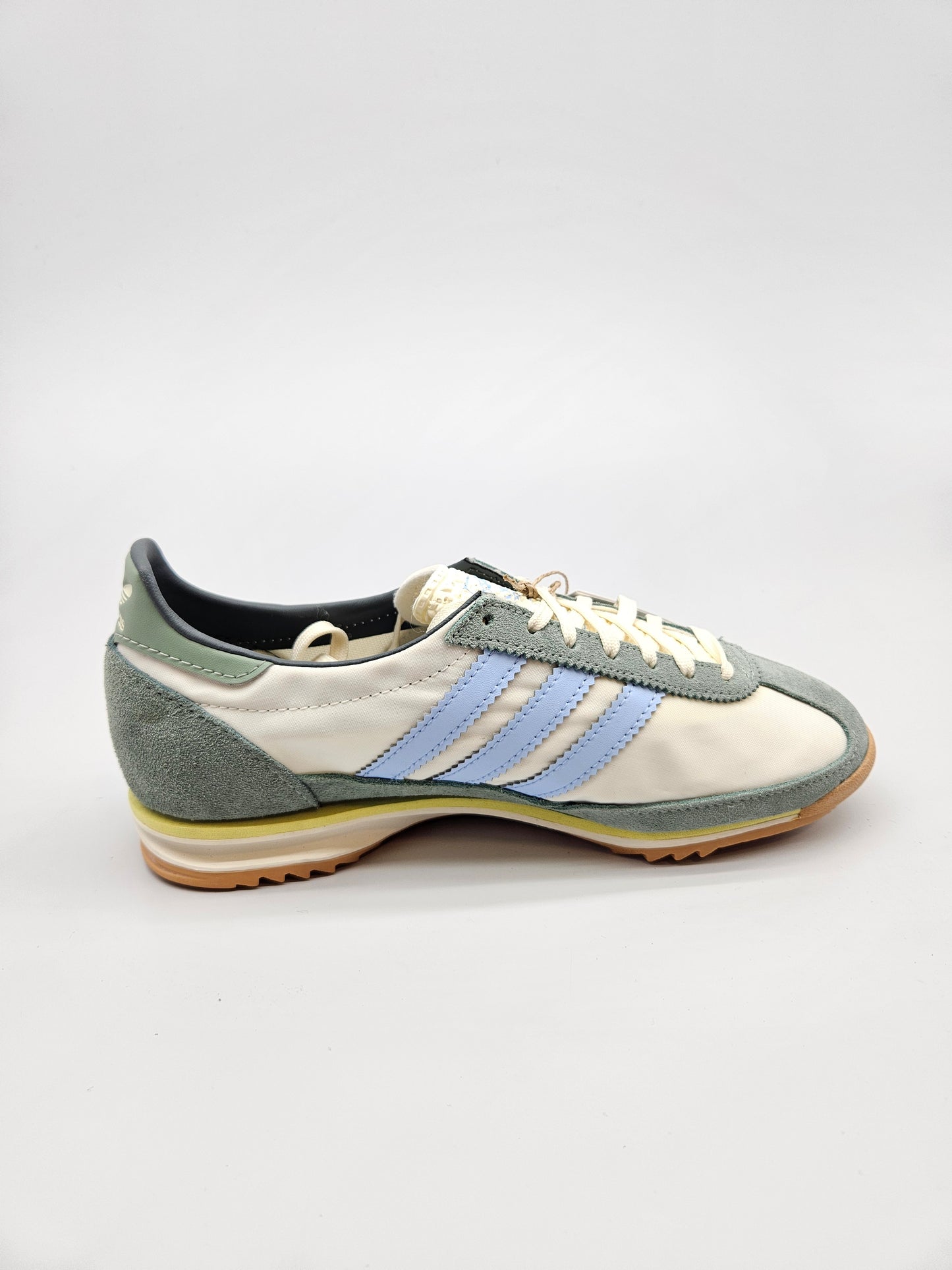 ADIDAS NOVI ORIGINAL PATIKI BR 38