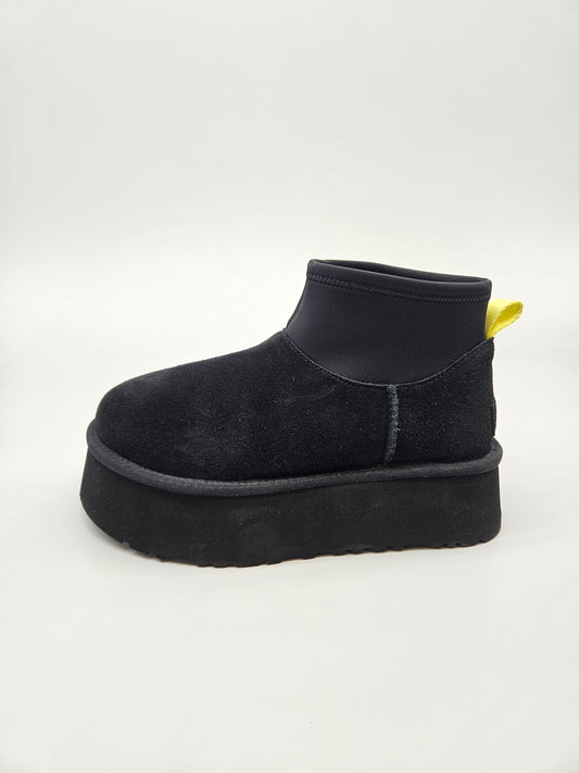 UGG ORIGINAL KOZNI CIZMI BR 38