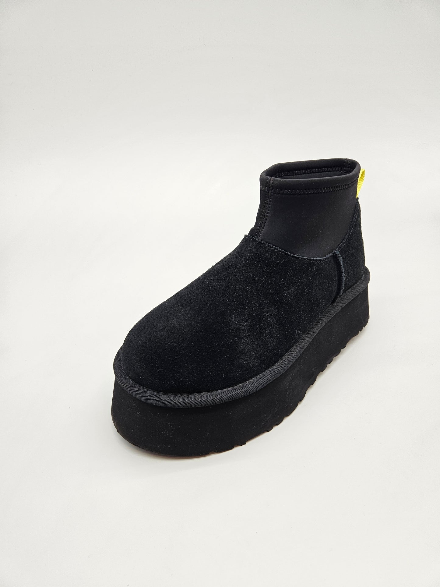 UGG ORIGINAL KOZNI CIZMI BR 38