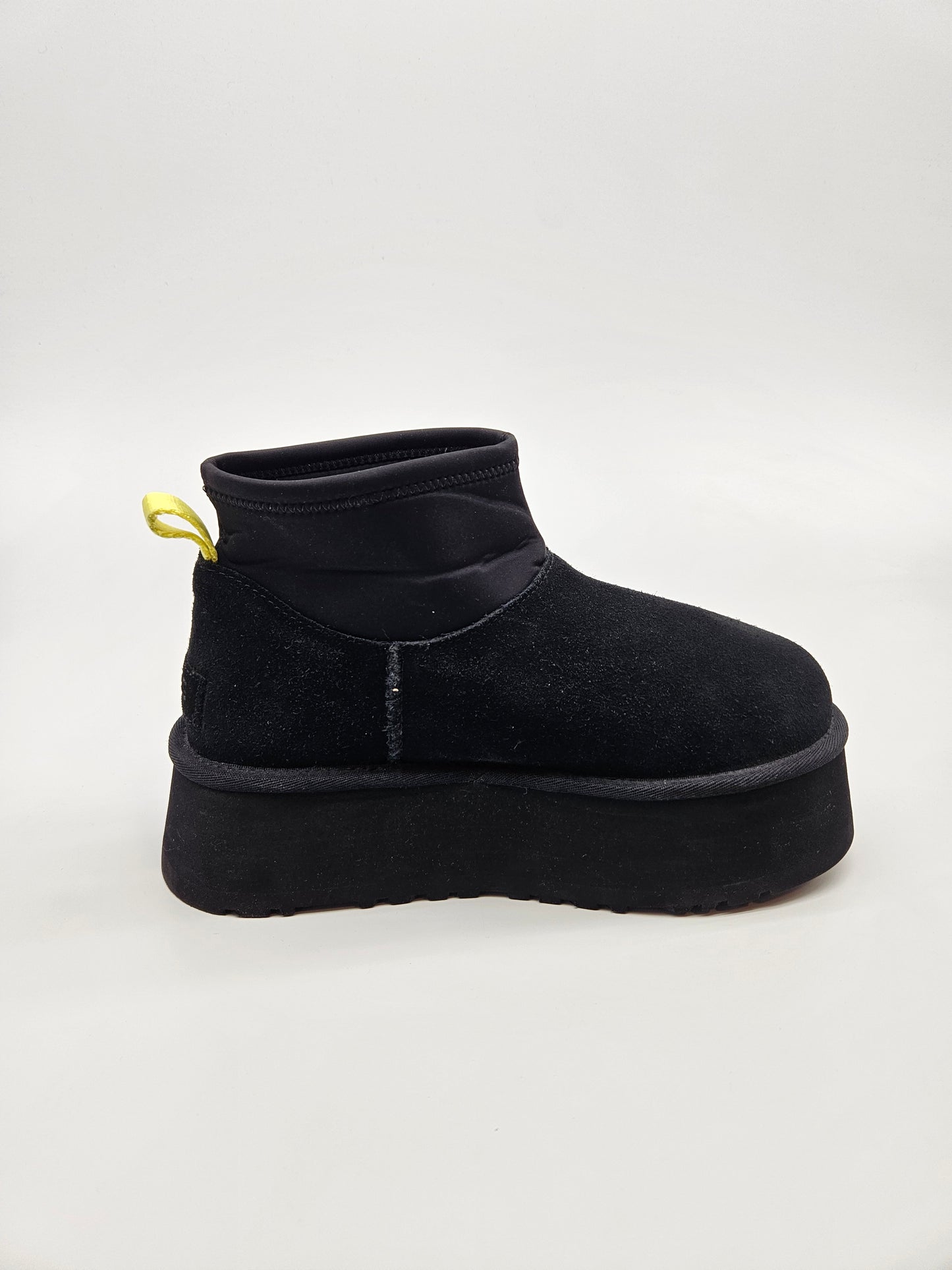 UGG ORIGINAL KOZNI CIZMI BR 38