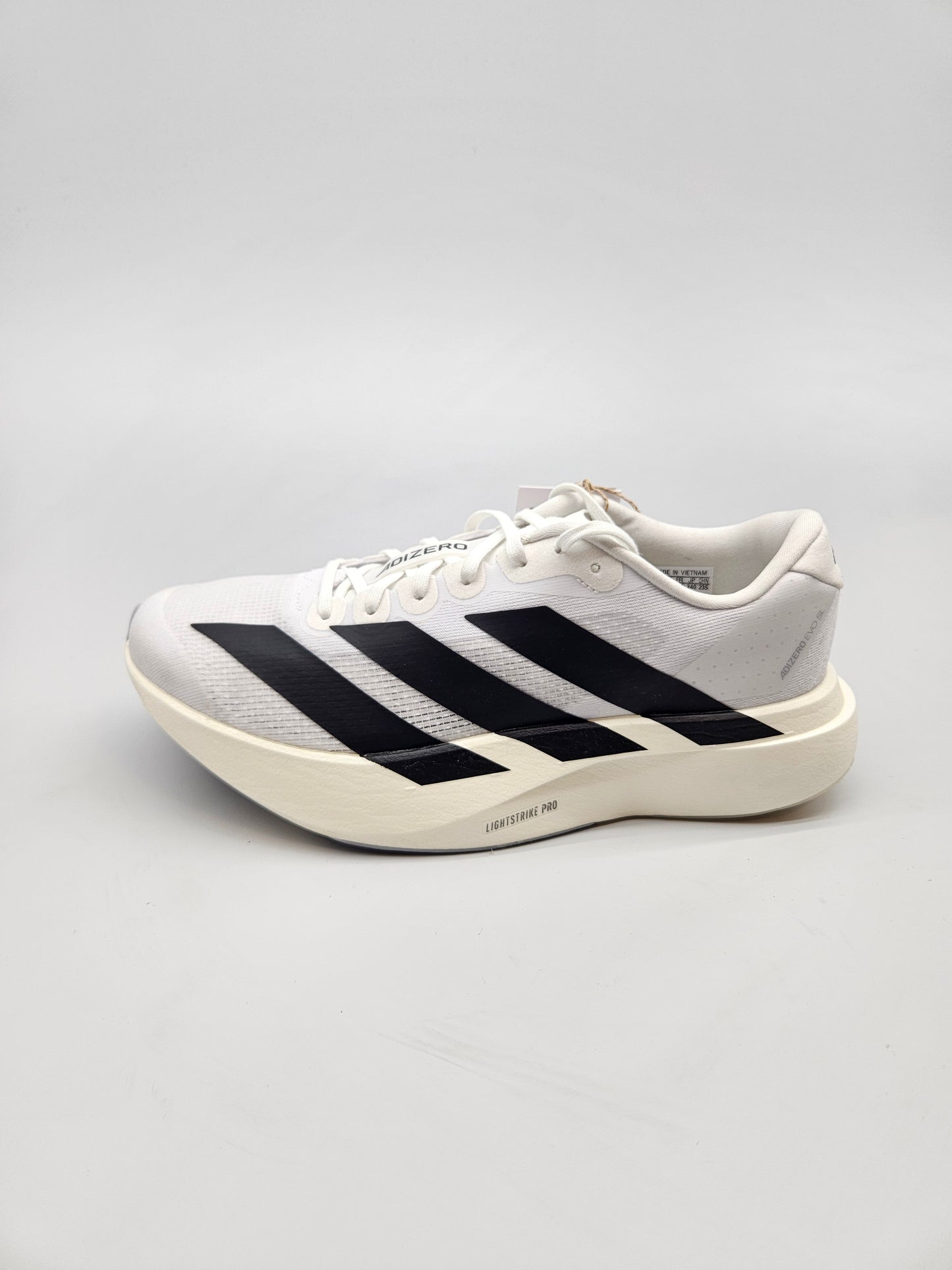 ADIDAS NOVI ORIGINAL PATIKI BR 38.5
