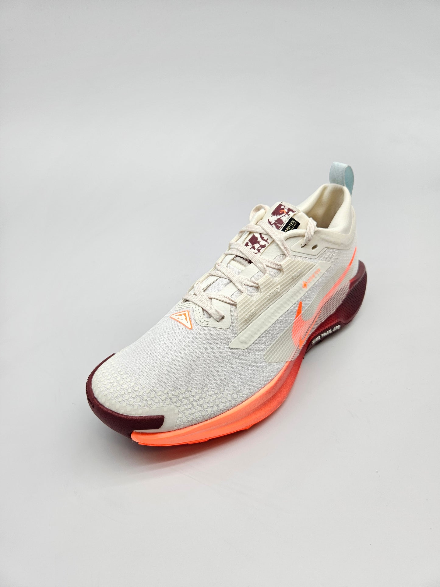 NIKE GORETEX NOVI ORIGINAL PATIKI BR 39