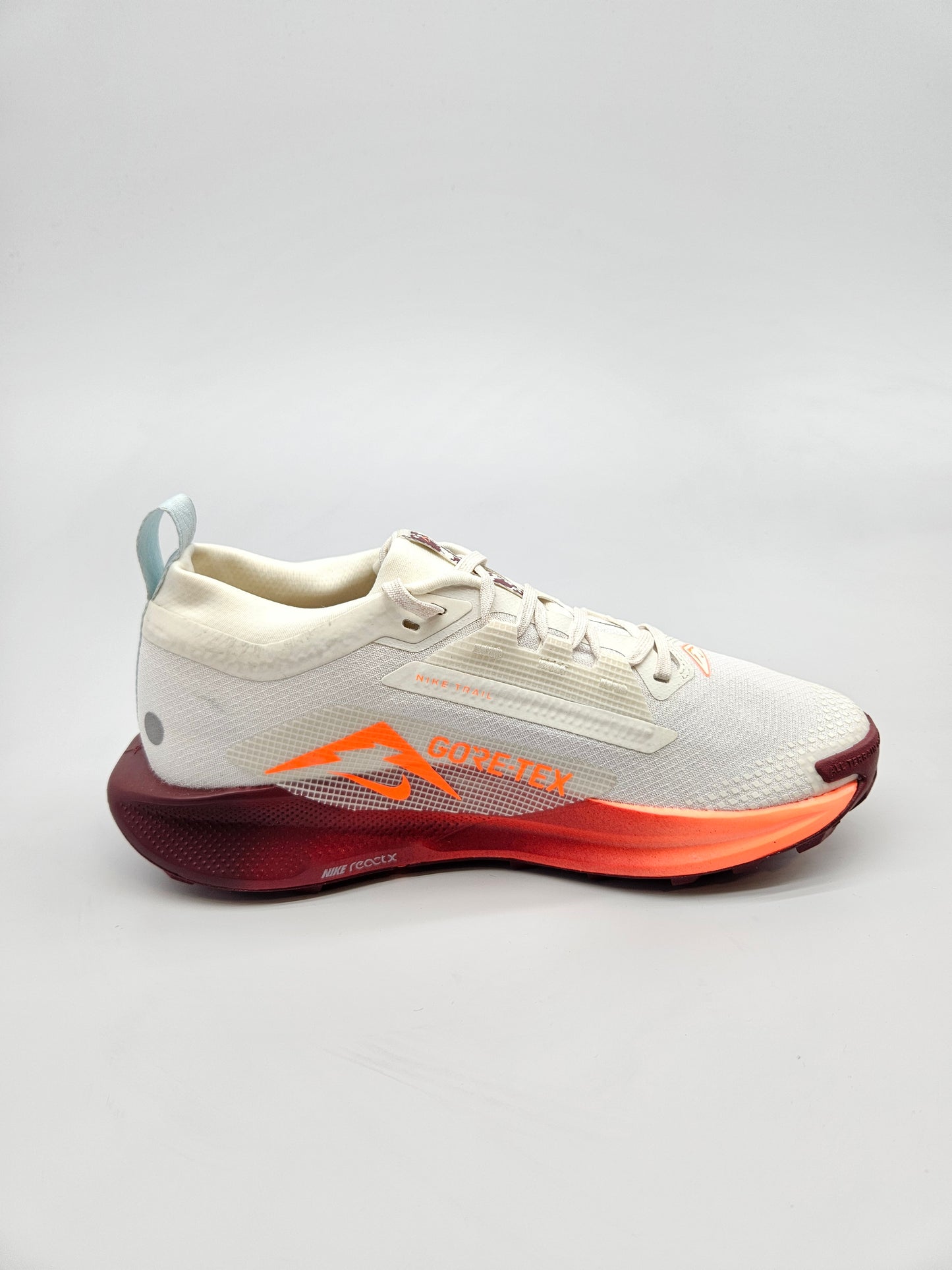 NIKE GORETEX NOVI ORIGINAL PATIKI BR 39
