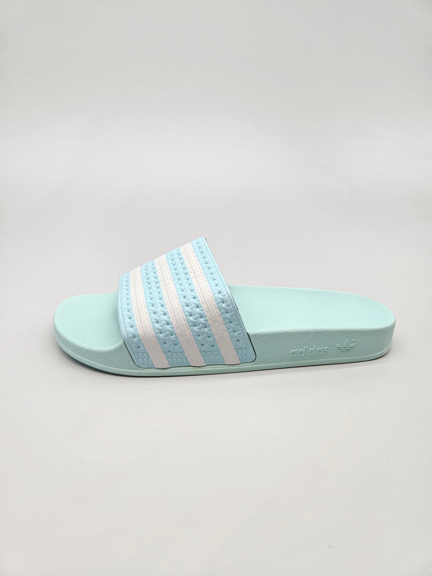 ADIDAS NOVI ORIGINAL VLECKI BR 40