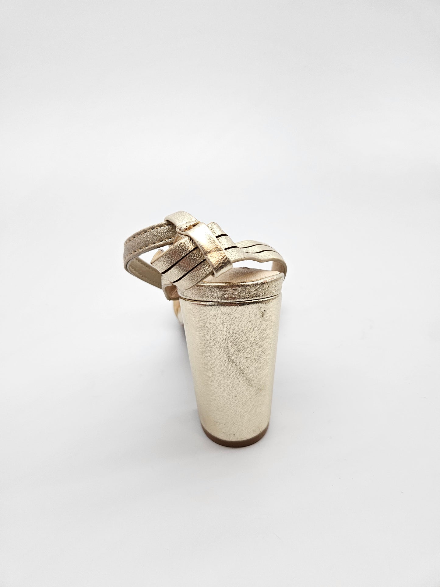 ZIGN NOVI ORIGINAL SANDALKI BR 37