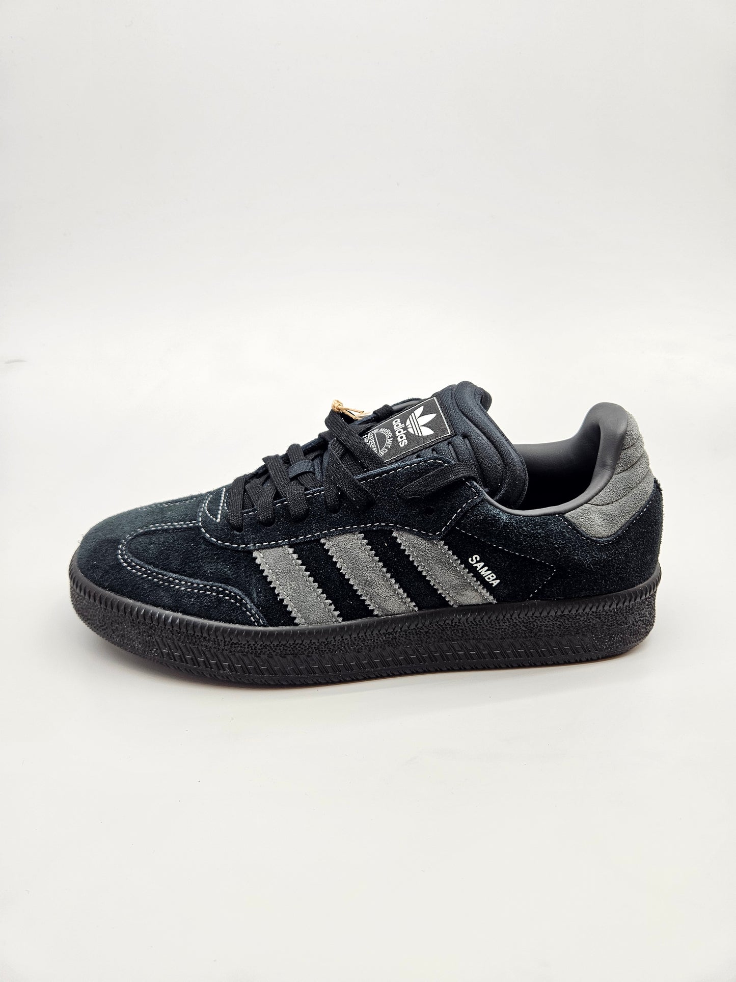 ADIDAS NOVI ORIGINAL PATIKI BR 45