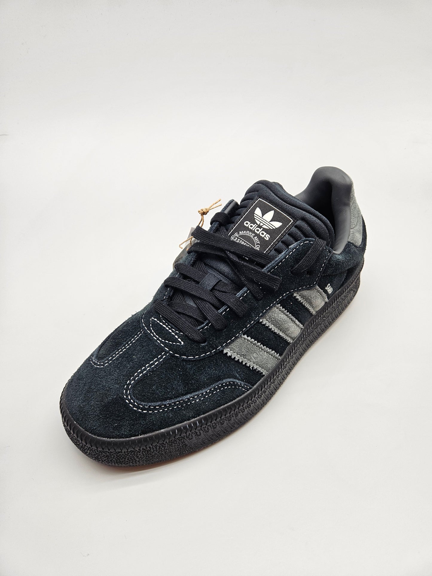 ADIDAS NOVI ORIGINAL PATIKI BR 45
