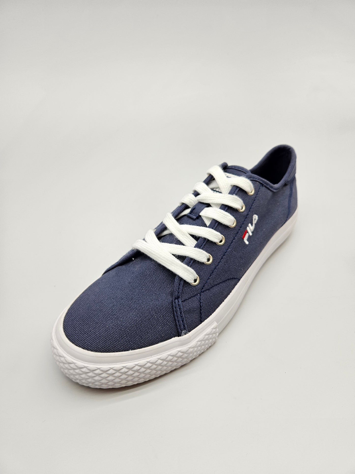 FILA NOVI ORIGINAL PATIKI BR 44