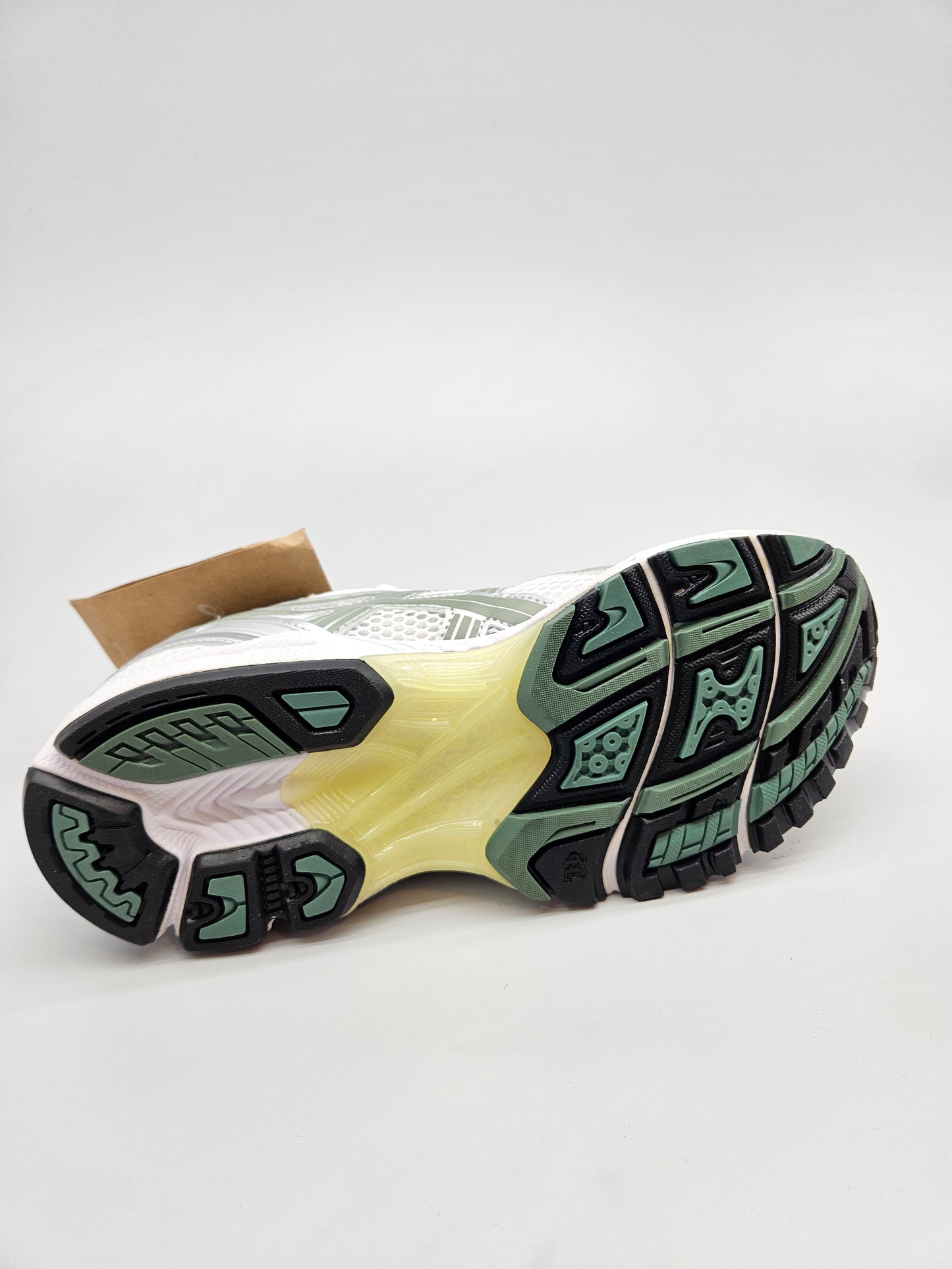 ASICS NOVI ORIGINAL PATIKI BR 40