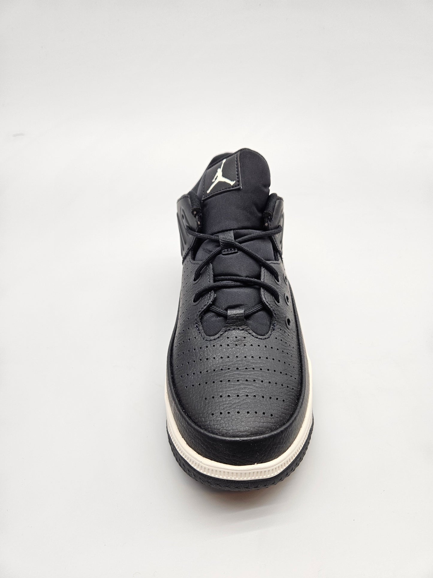 NIKE JORDAN NOVI ORIGINAL PATIKI BR 39