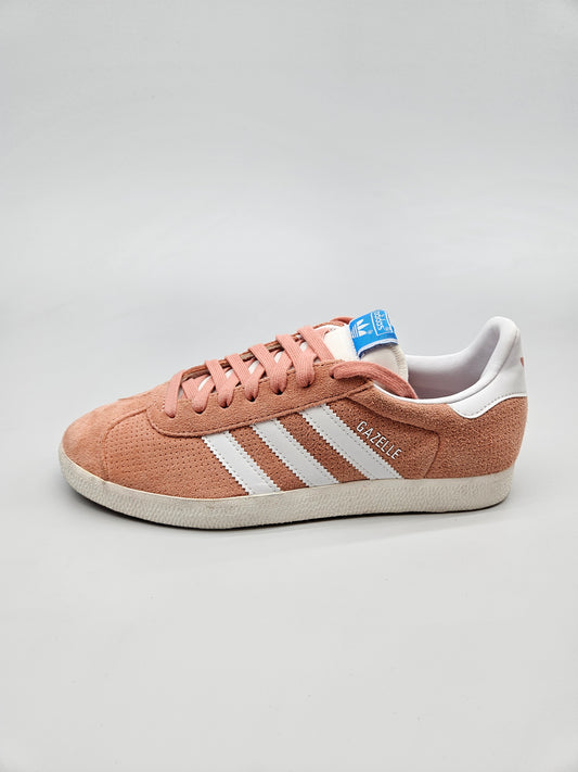 ADIDAS GAZZELE NOVI ORIGINAL PATIKI BR 39