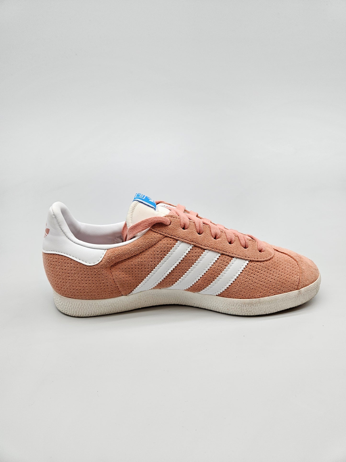ADIDAS GAZZELE NOVI ORIGINAL PATIKI BR 39