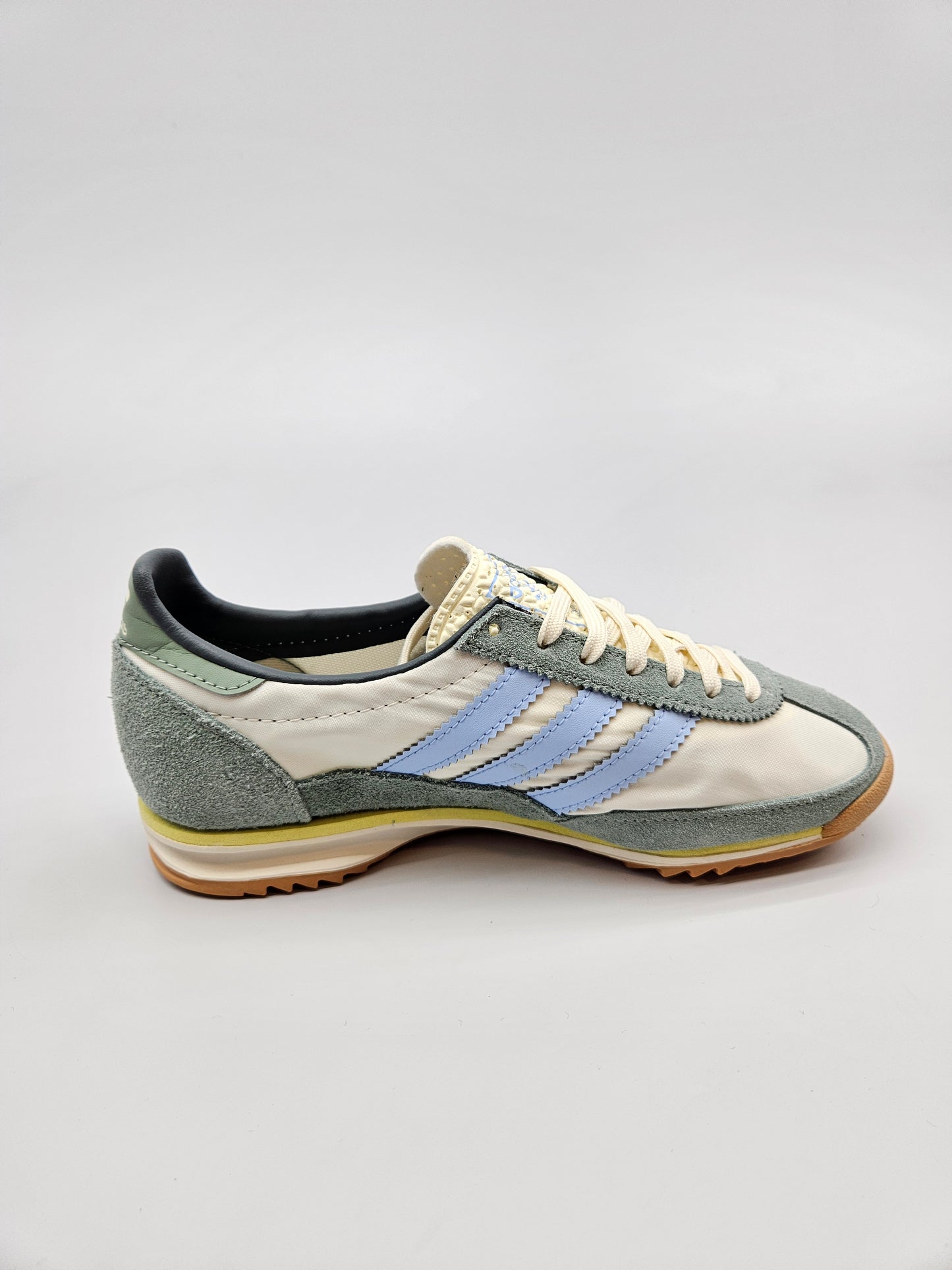 ADIDAS NOVI ORIGINAL PATIKI BR 37