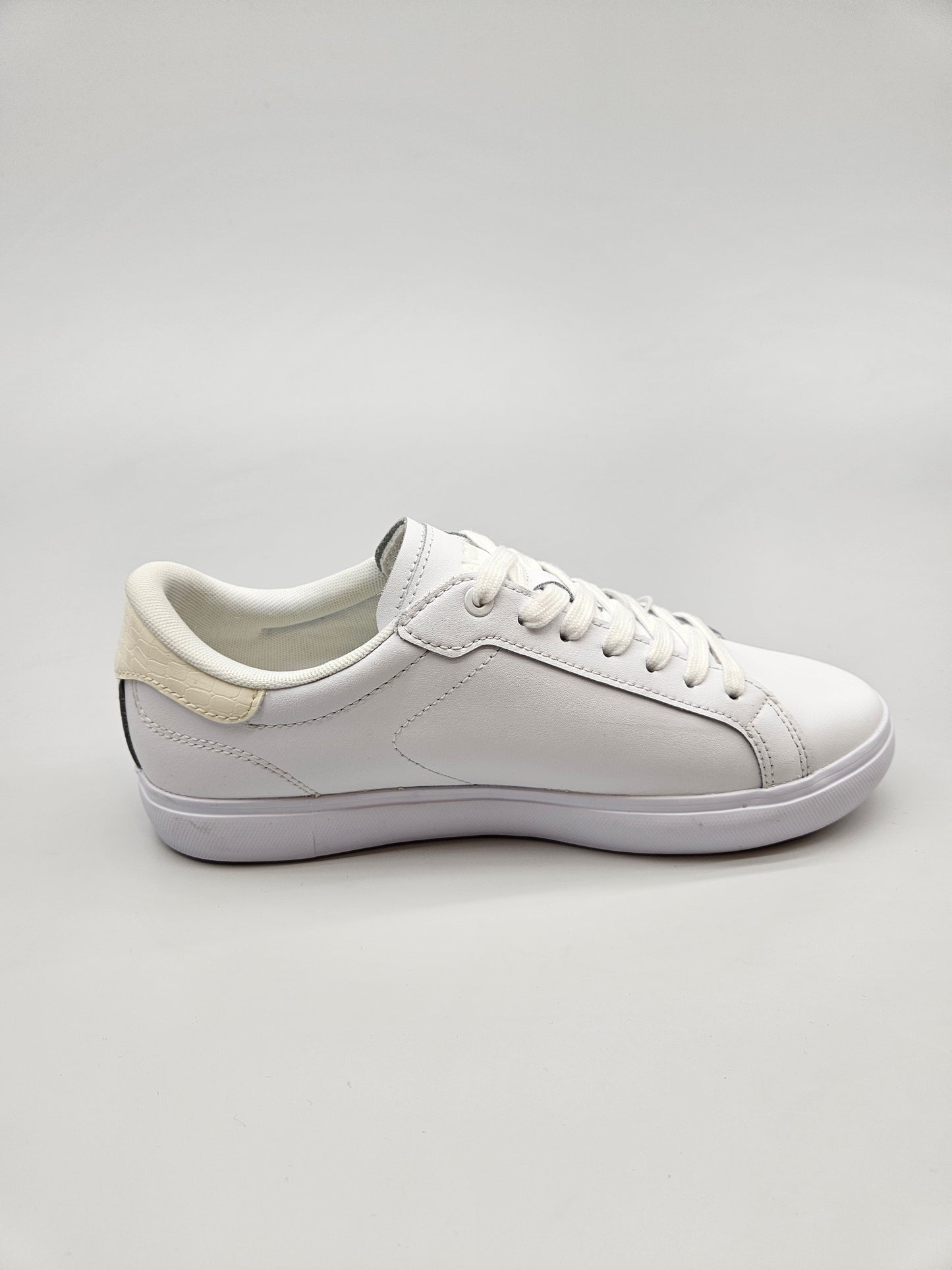 LACOSTE NOVI ORIGINAL PATIKI BR 38