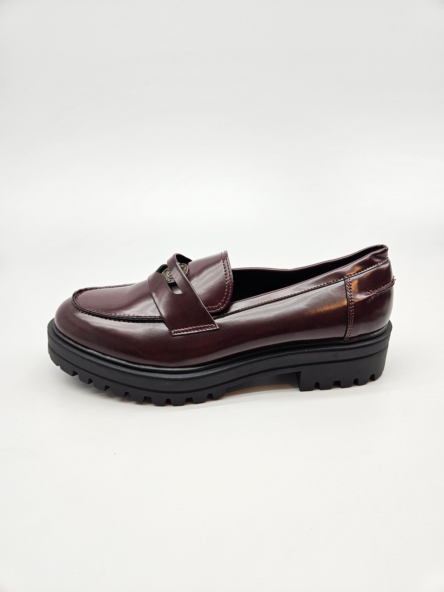 NEW LOOK NOVI ORIGINAL CEVLI BR 41