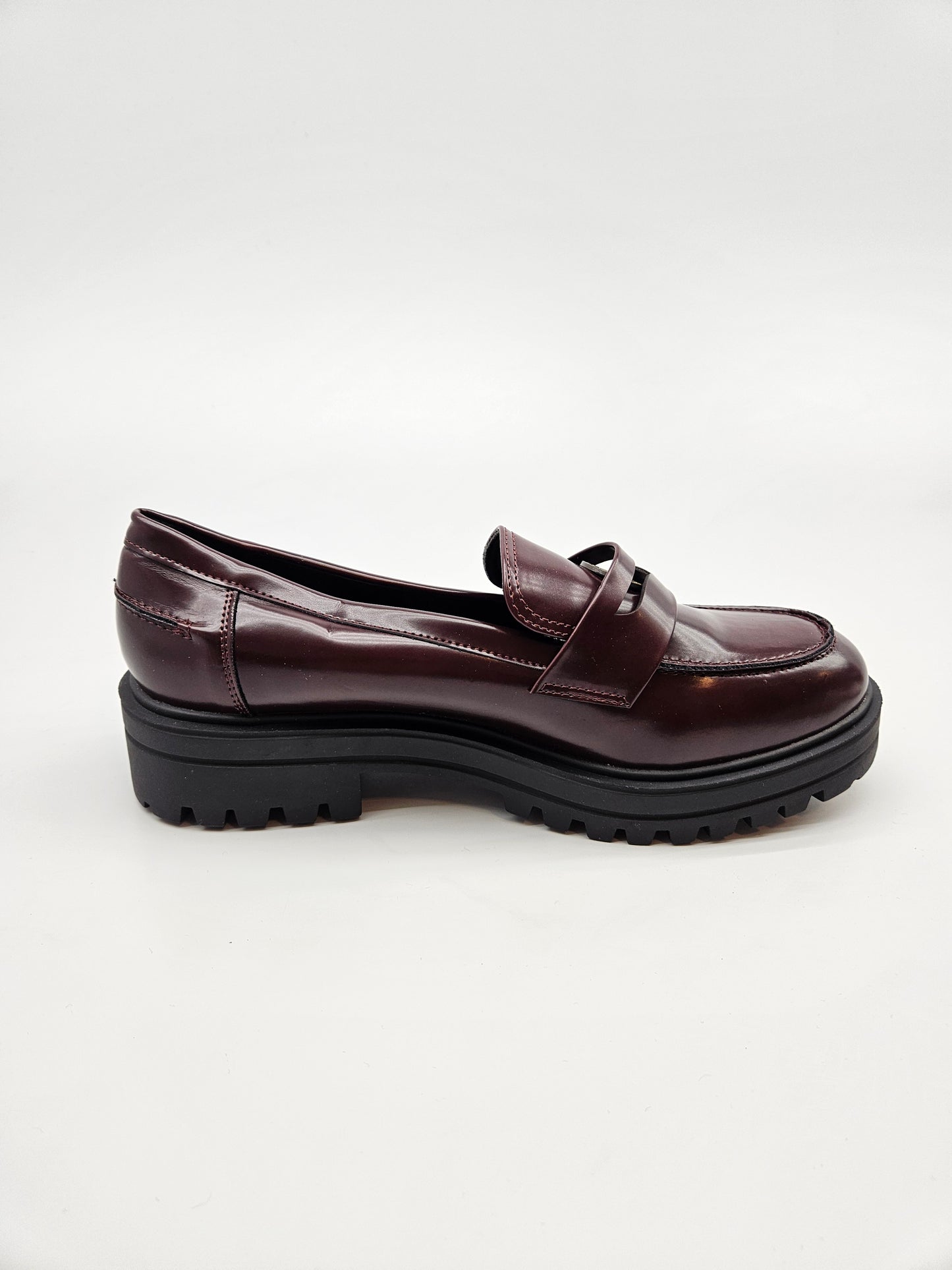 NEW LOOK NOVI ORIGINAL CEVLI BR 41