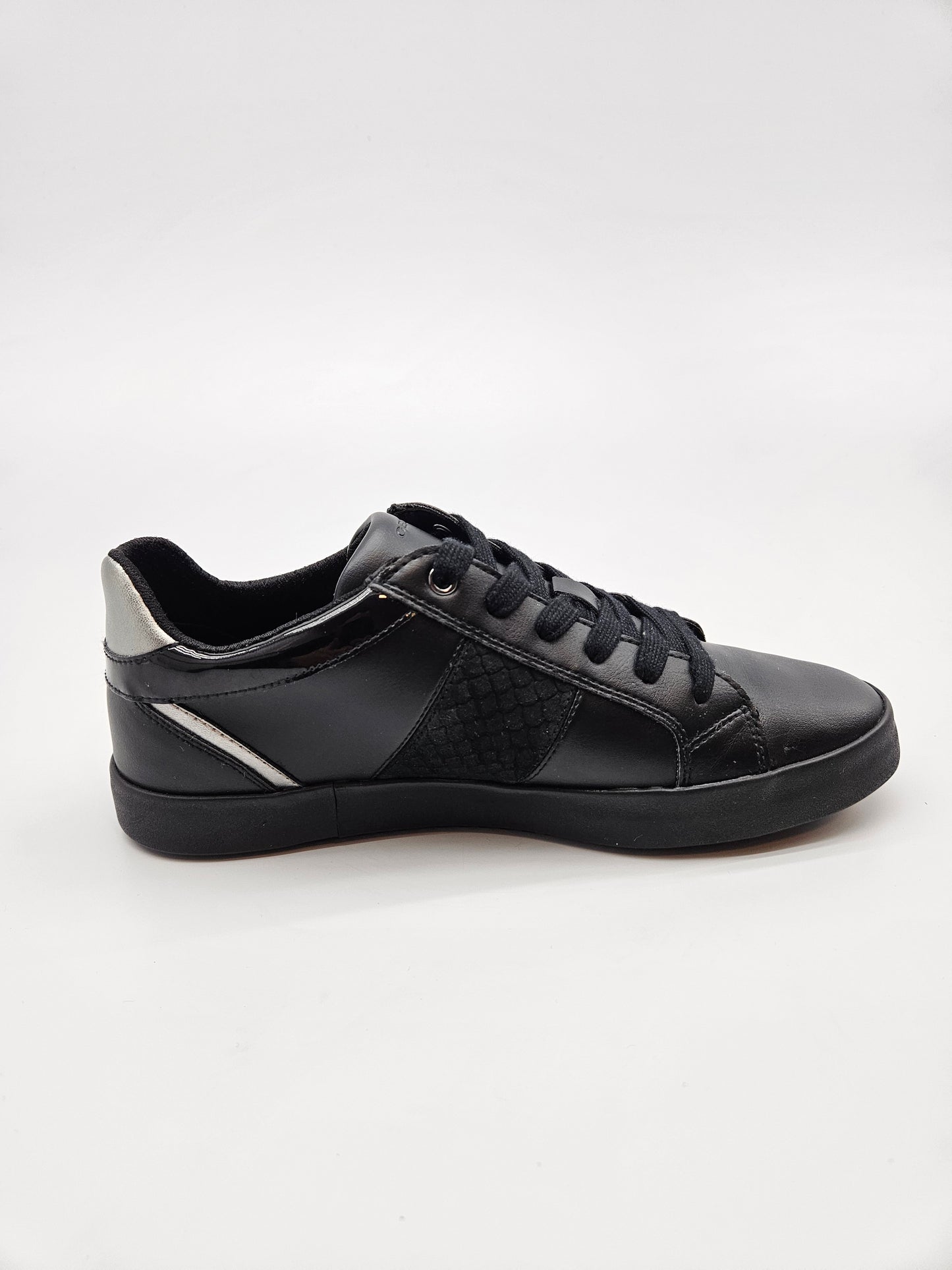 GEOX ORIGINAL PATIKI BR 38