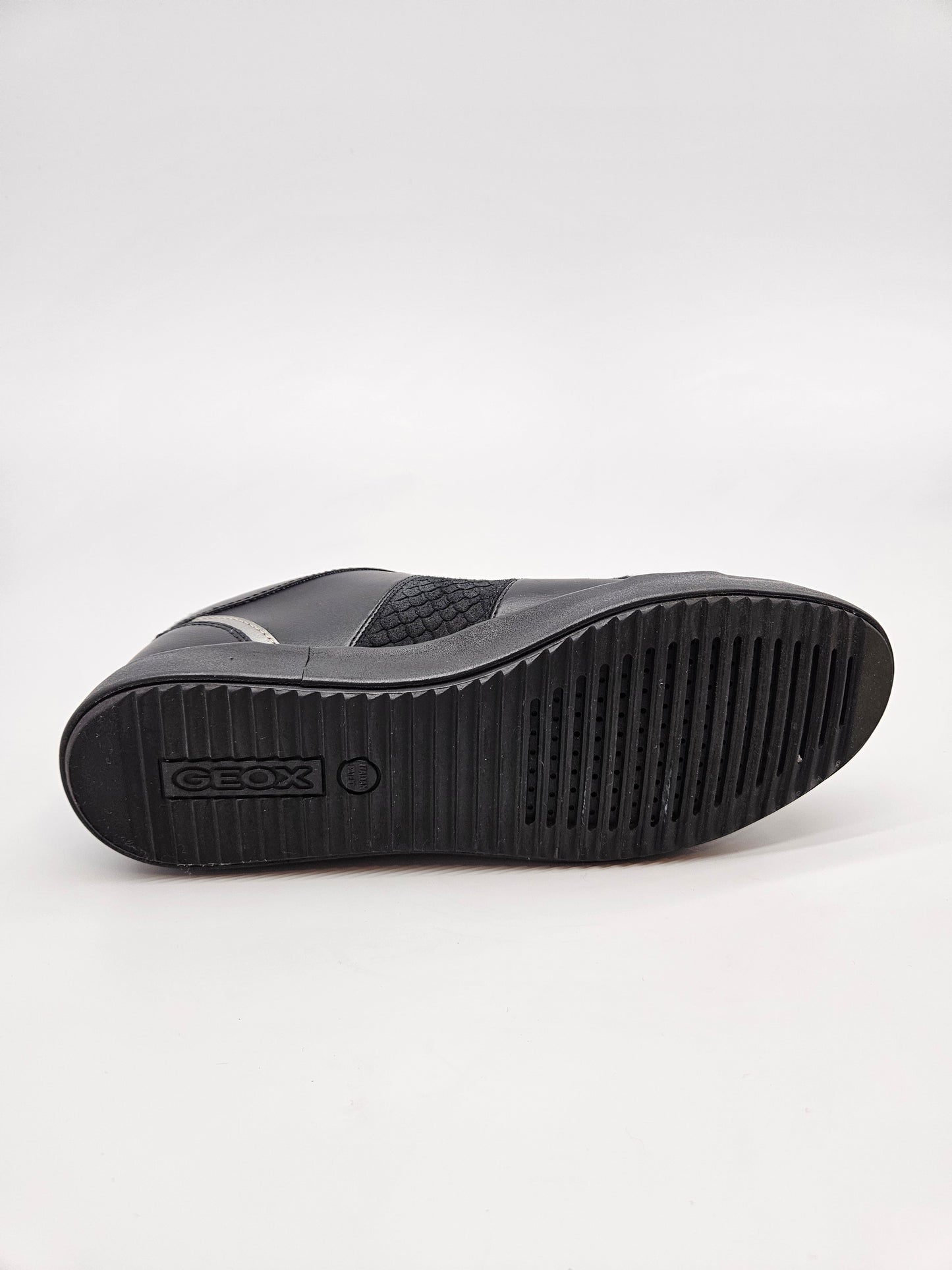 GEOX ORIGINAL PATIKI BR 38