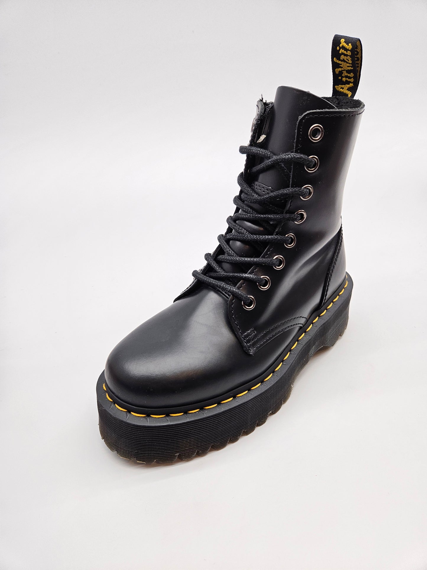 DR MARTENS NOVI ORIGINAL KOZNI CIZMI BR 36