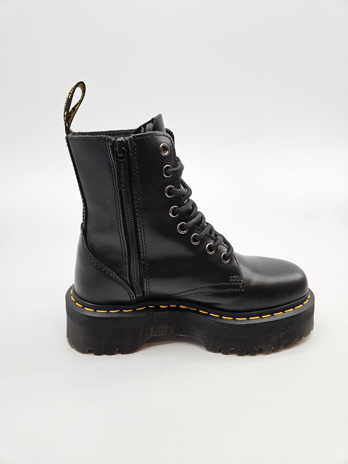 DR MARTENS NOVI ORIGINAL KOZNI CIZMI BR 36