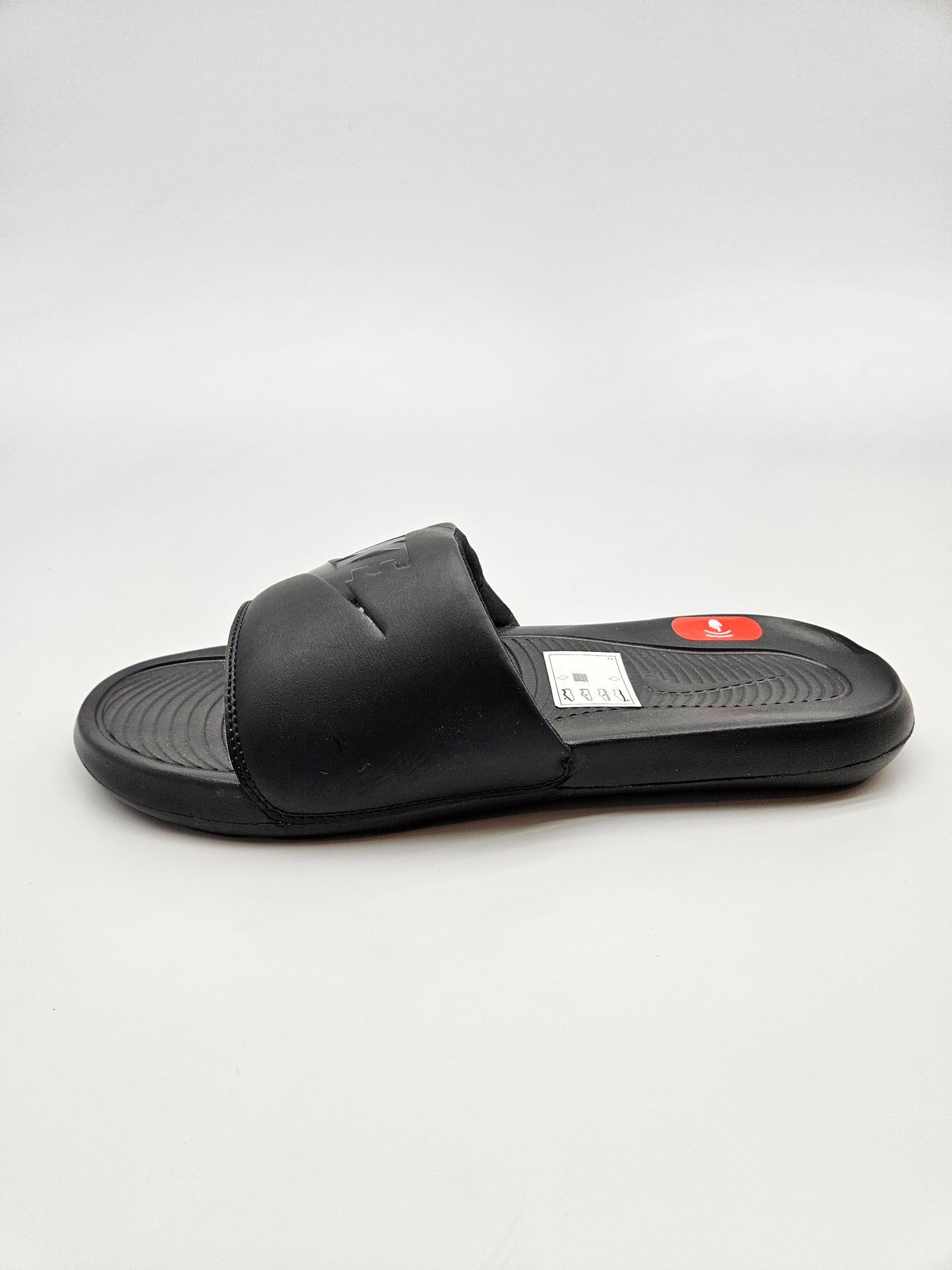 NIKE NOVI ORIGINAL VLECKI. BR 46