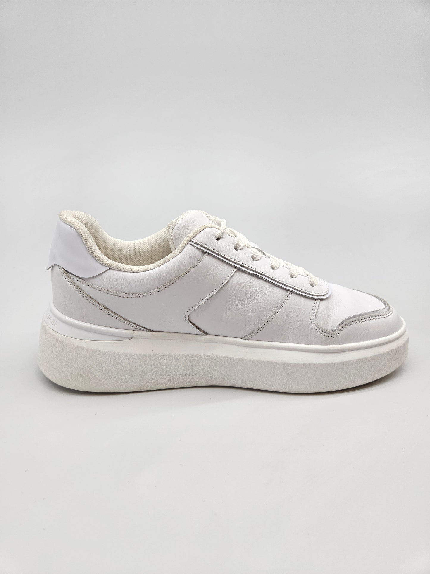 TOMMY HILFIGER ORIGINAL PATIKI BR 40