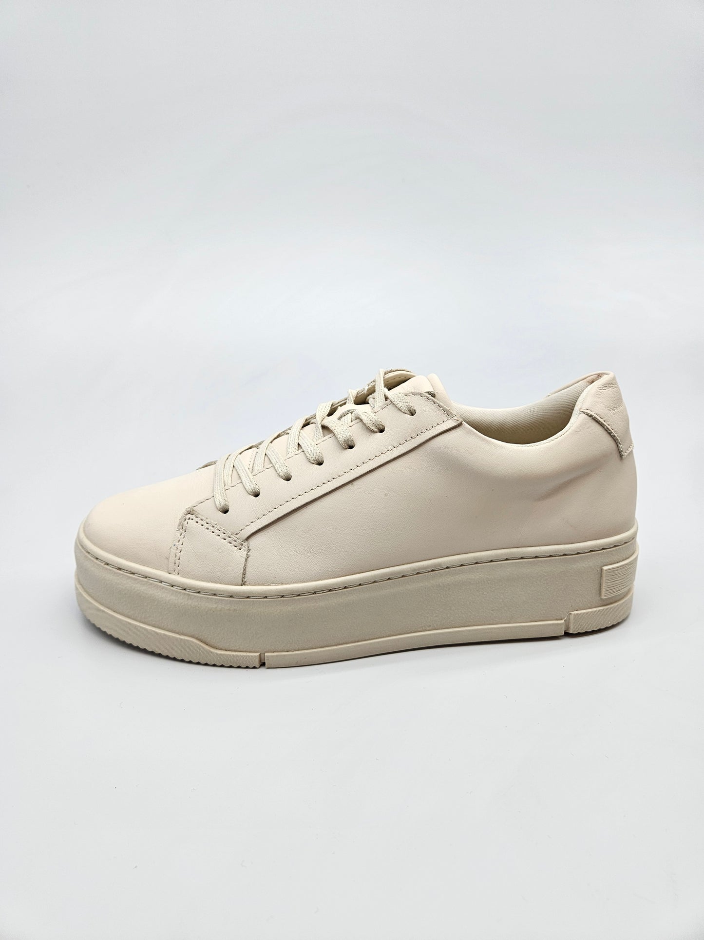 VAGABOND ORIGINAL KOZNI PATIKI BR 39
