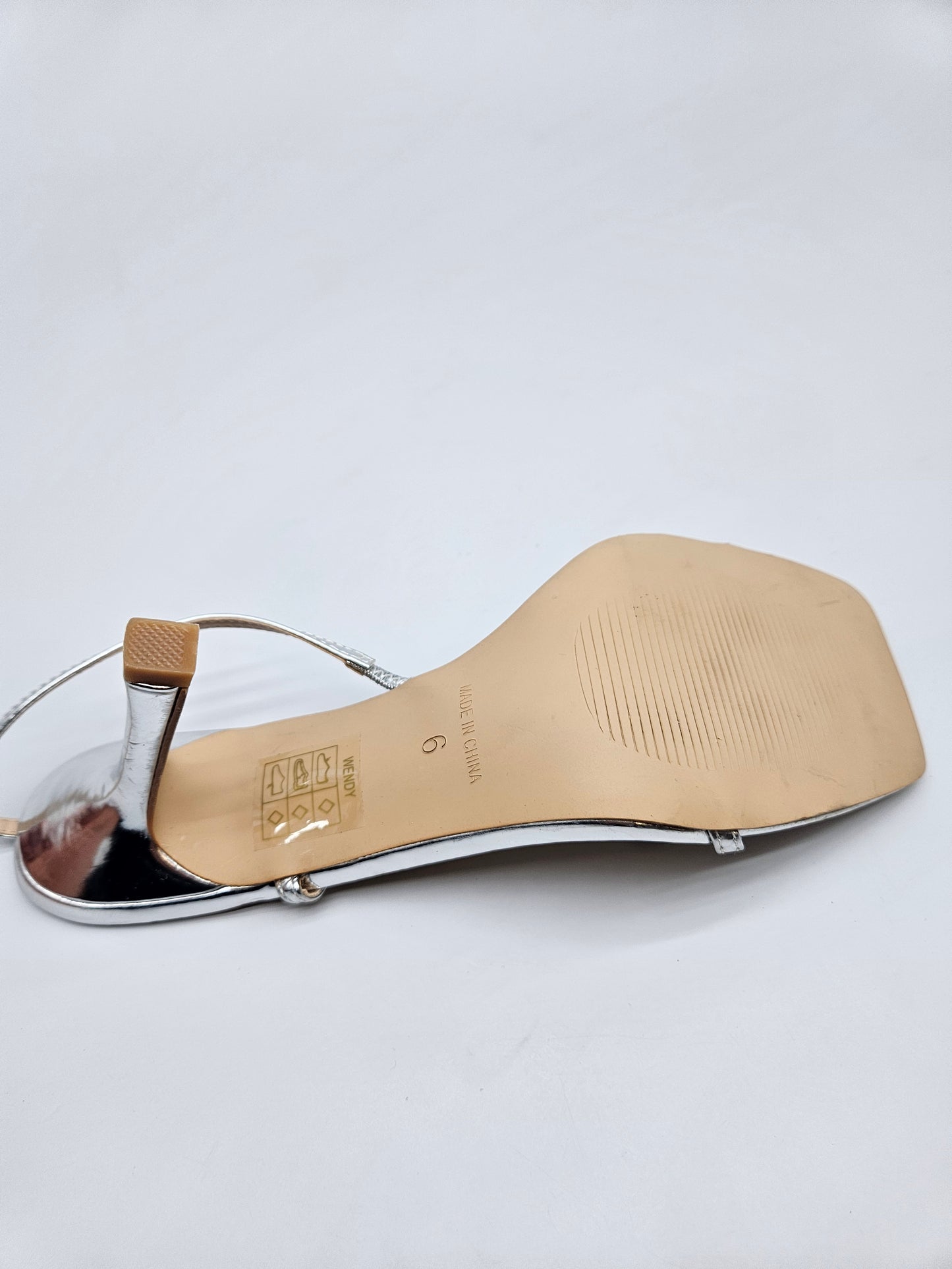 RAID NOVI ORIGINAL SANDALI BR 39