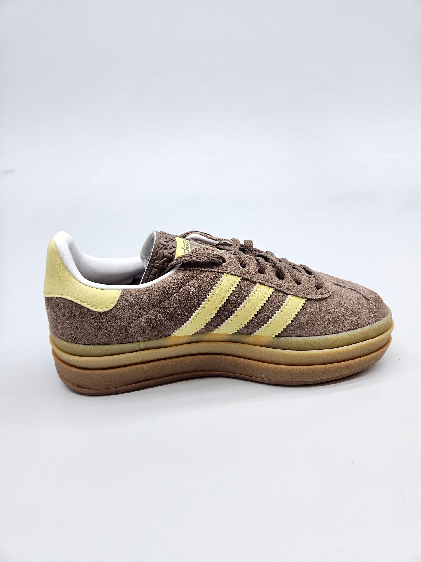 ADIDAS NOVI ORIGINAL PATIKI BR 38.5