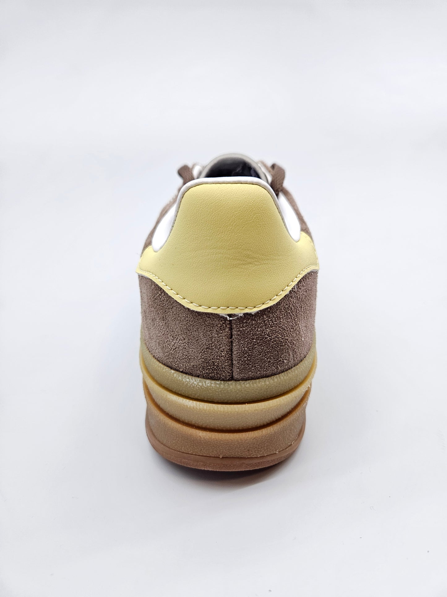 ADIDAS NOVI ORIGINAL PATIKI BR 38.5