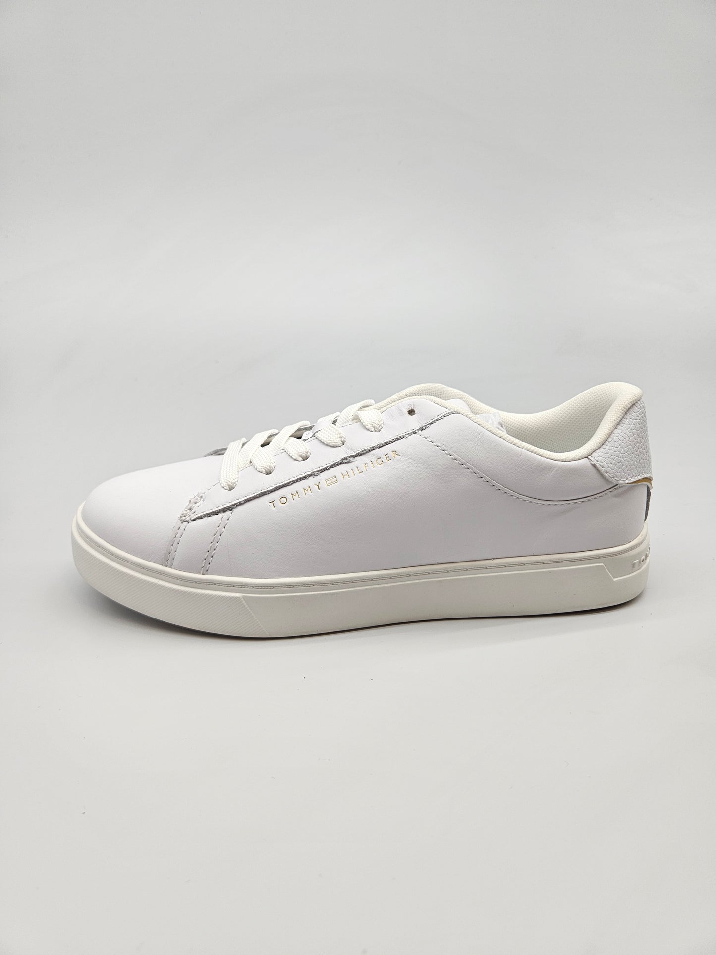 TOMMY HILFIGER NOVI ORIGINAL PATIKI BR 37
