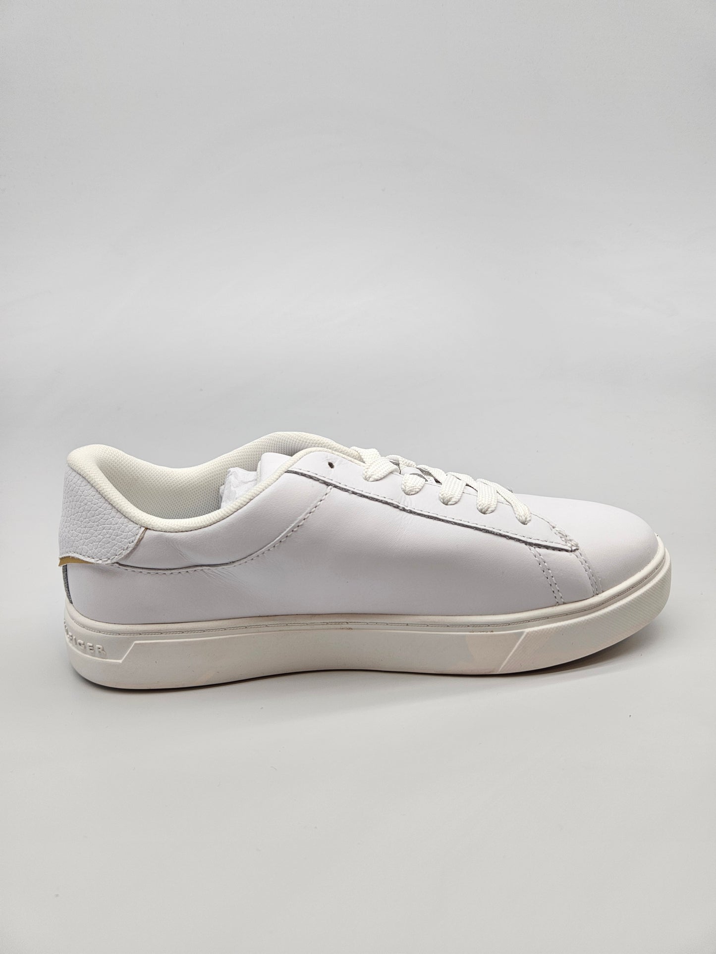 TOMMY HILFIGER NOVI ORIGINAL PATIKI BR 37