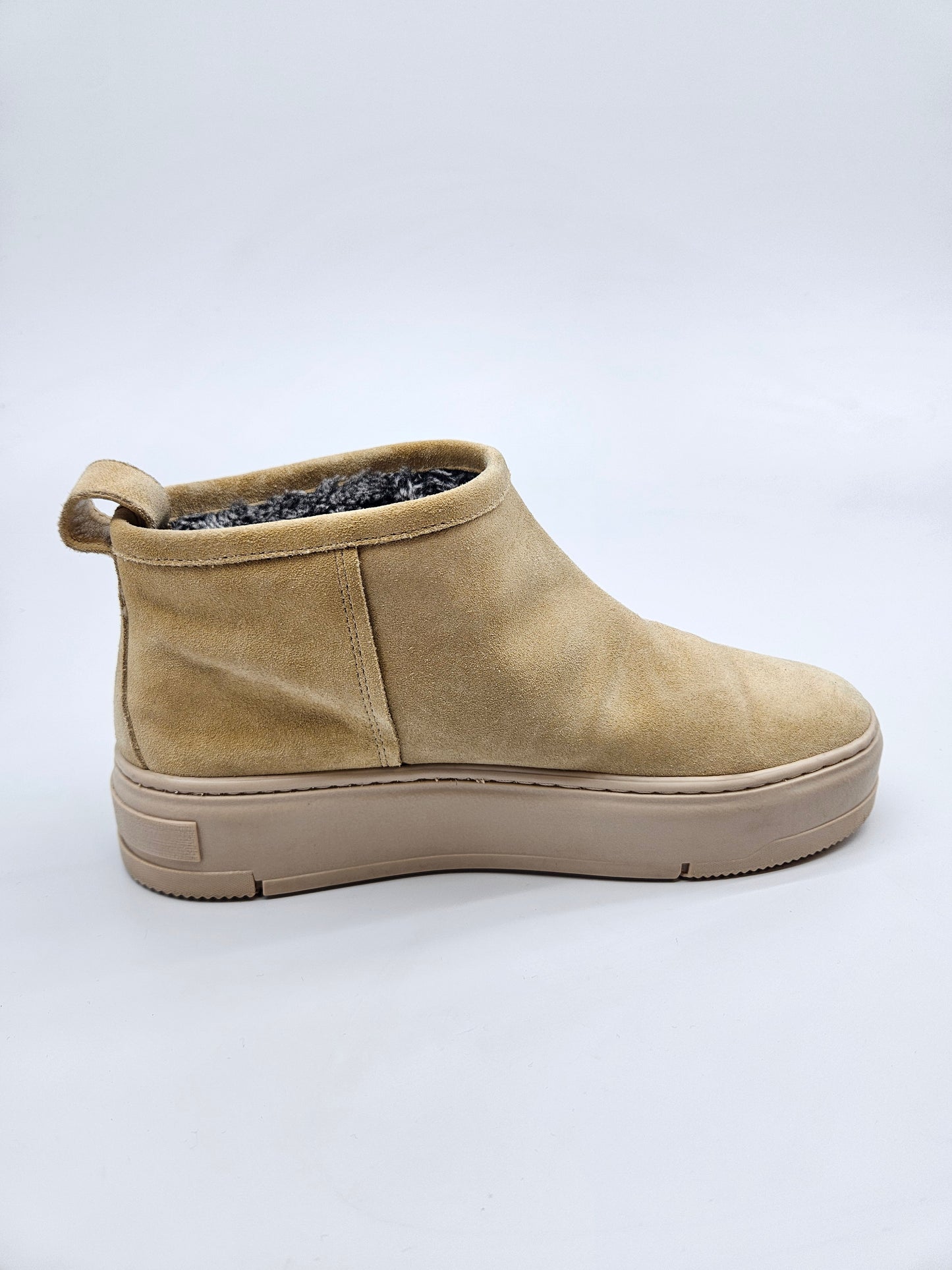 VAGABOND ORIGINAL KOZNI CIZMI BR 40