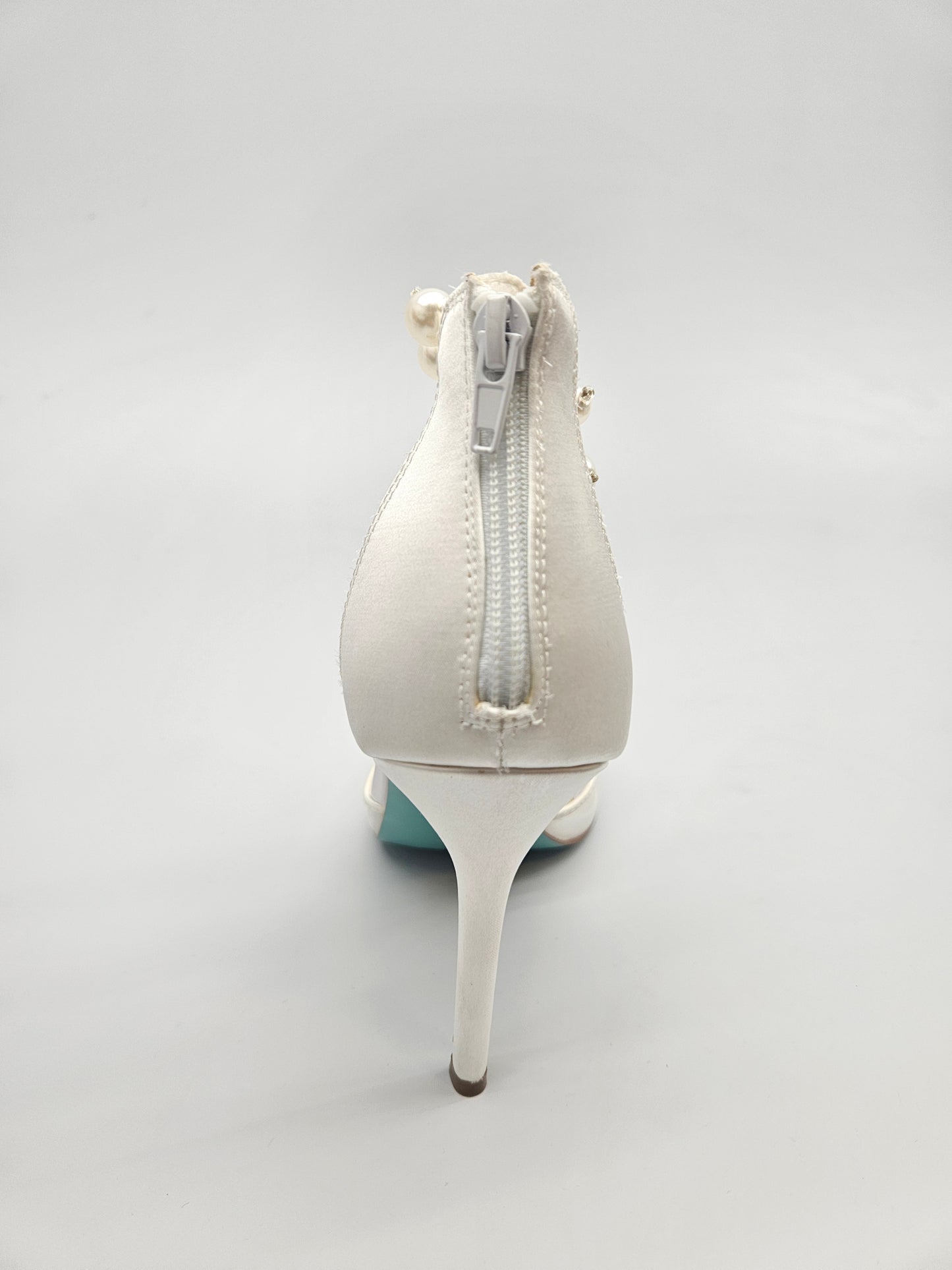 BETSET JOHNSON NOVI ORIGINAL STIKLI BR 41