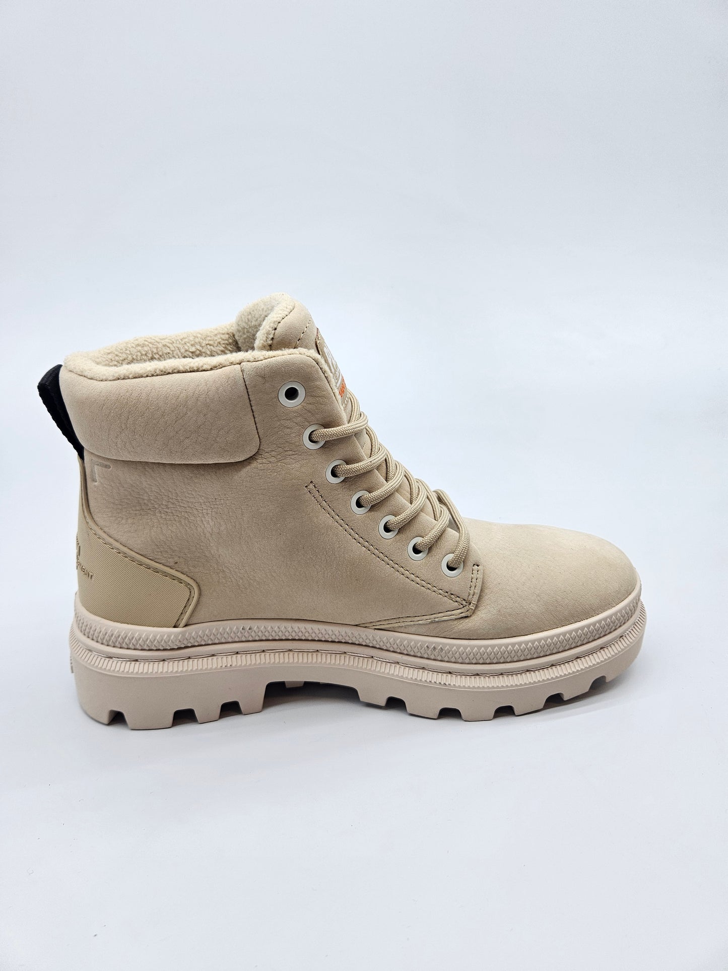 PALLADIUM NOVI VODOOTPORNI CIZMI BR 38