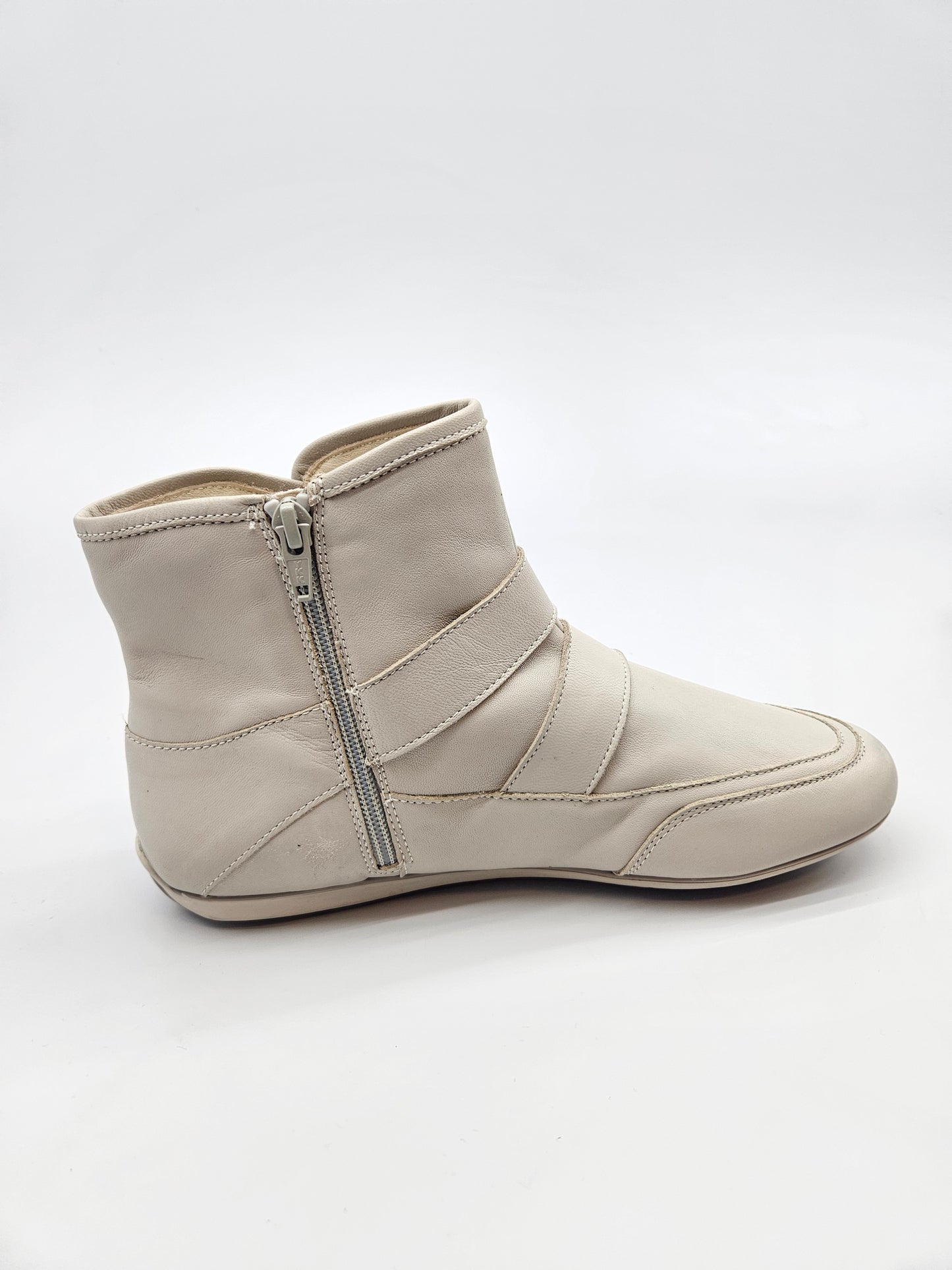 GEOX ORIGINAL KOZNI CIZMI BR 39