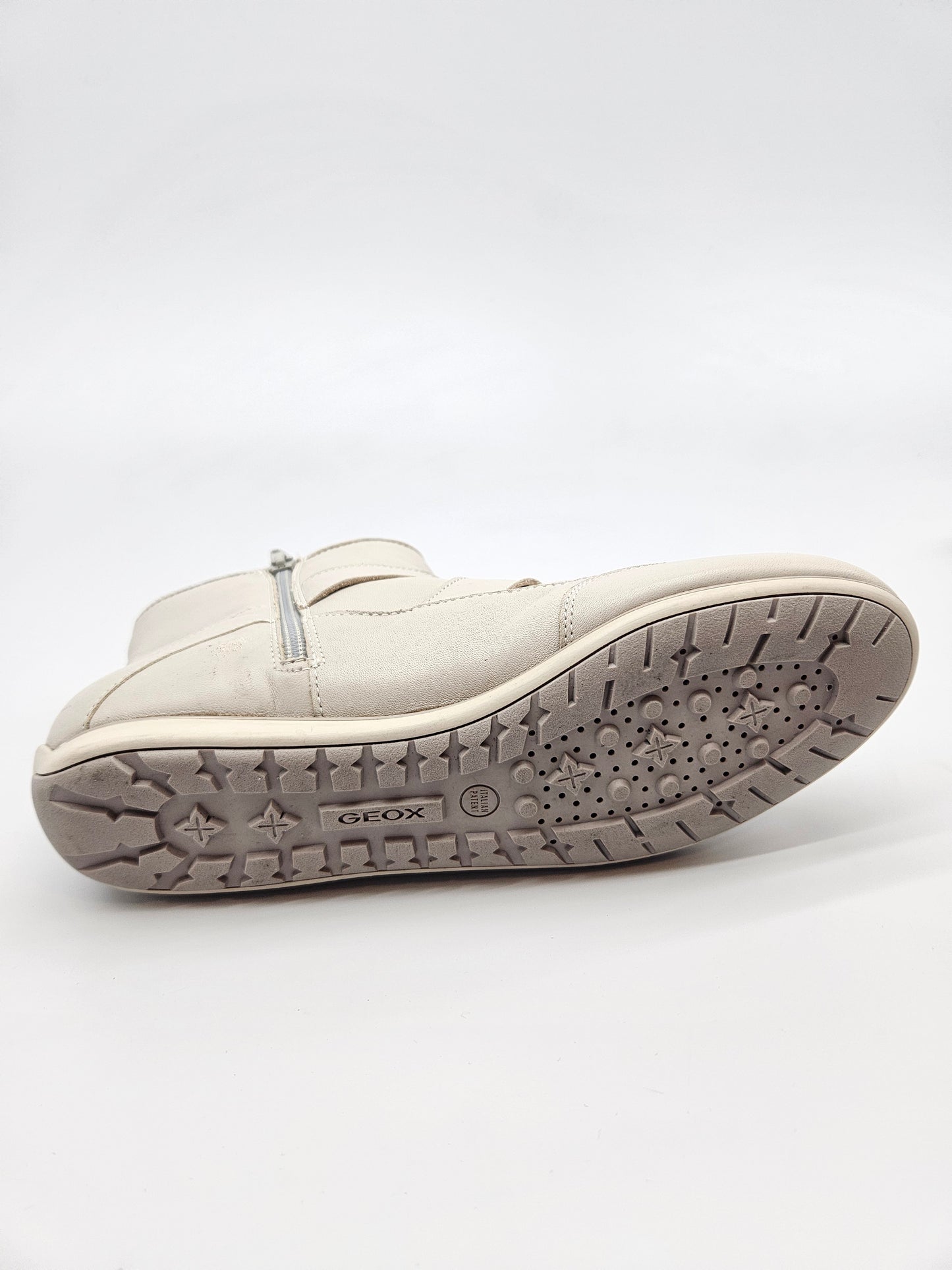 GEOX ORIGINAL KOZNI CIZMI BR 39