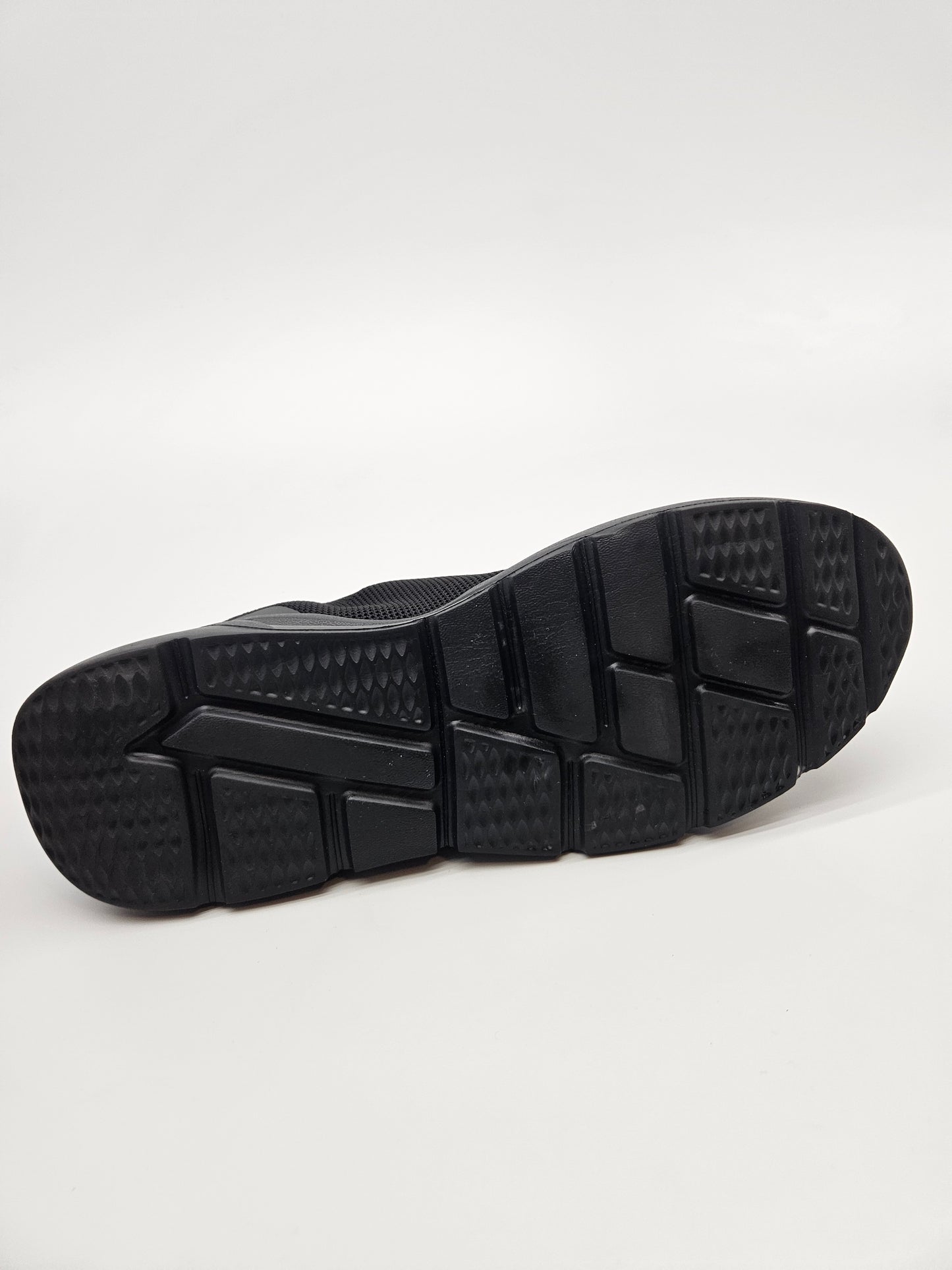 PIER ONE NOVI ORIGINAL PATIKI BR 44