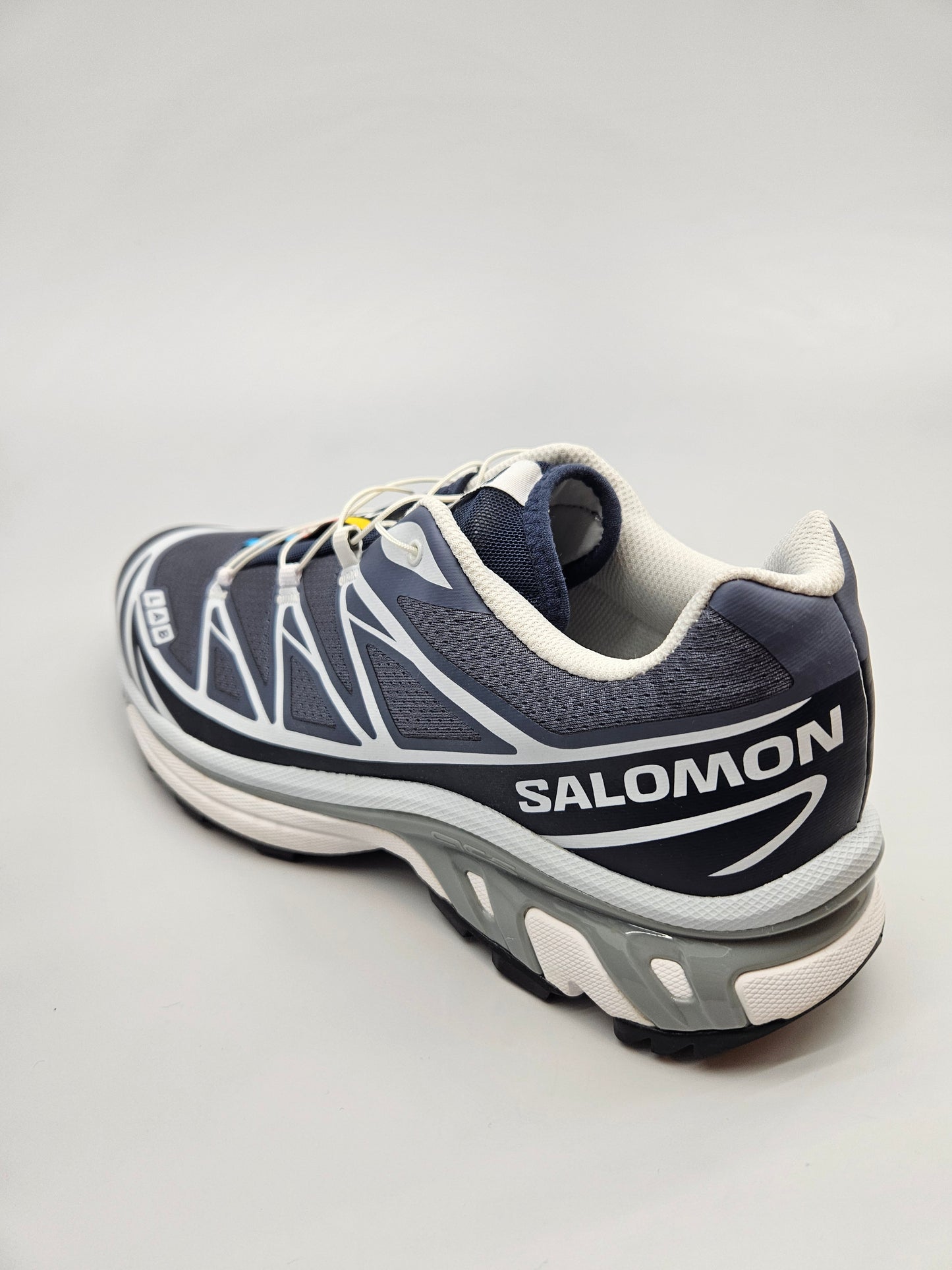SALOMON NOVI ORIGINAL PATIKI BR 46