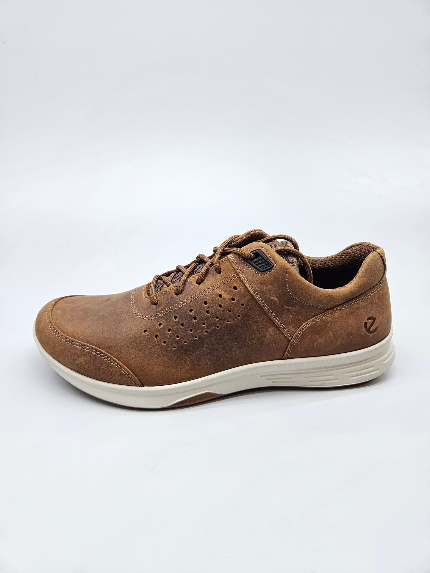 ECCO NOVI ORIGINAL PATIKI BR 42