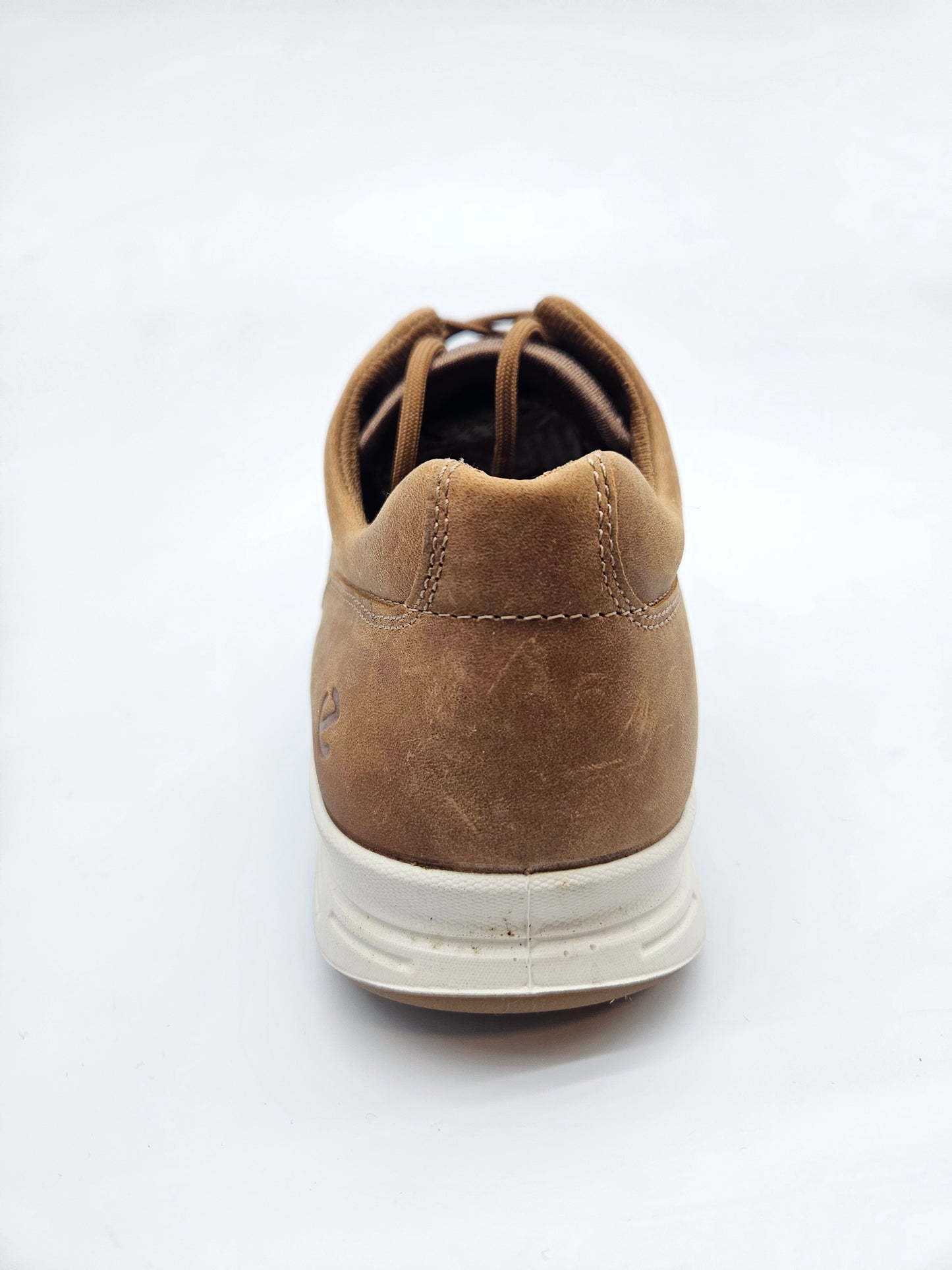 ECCO NOVI ORIGINAL PATIKI BR 42