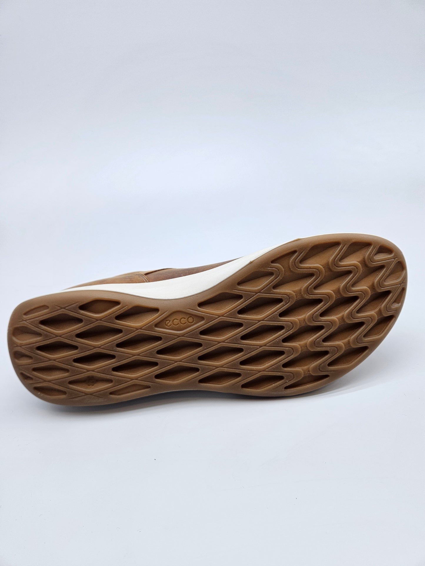 ECCO NOVI ORIGINAL PATIKI BR 42