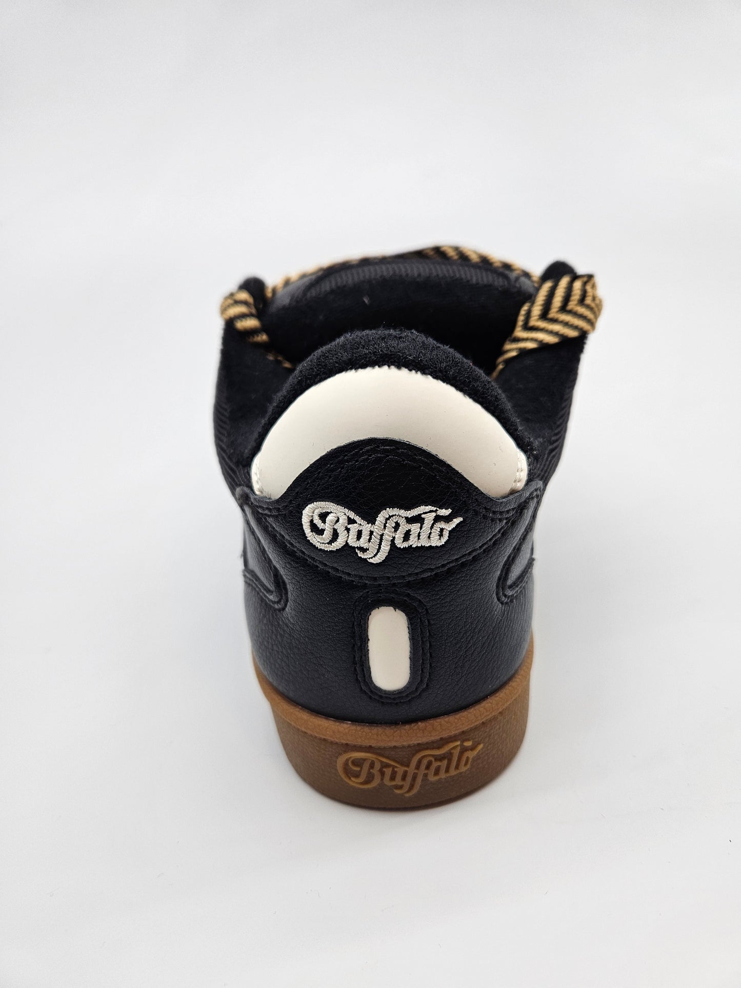 BUFFALO NOVI ORIGINAL PATIKI BR 42