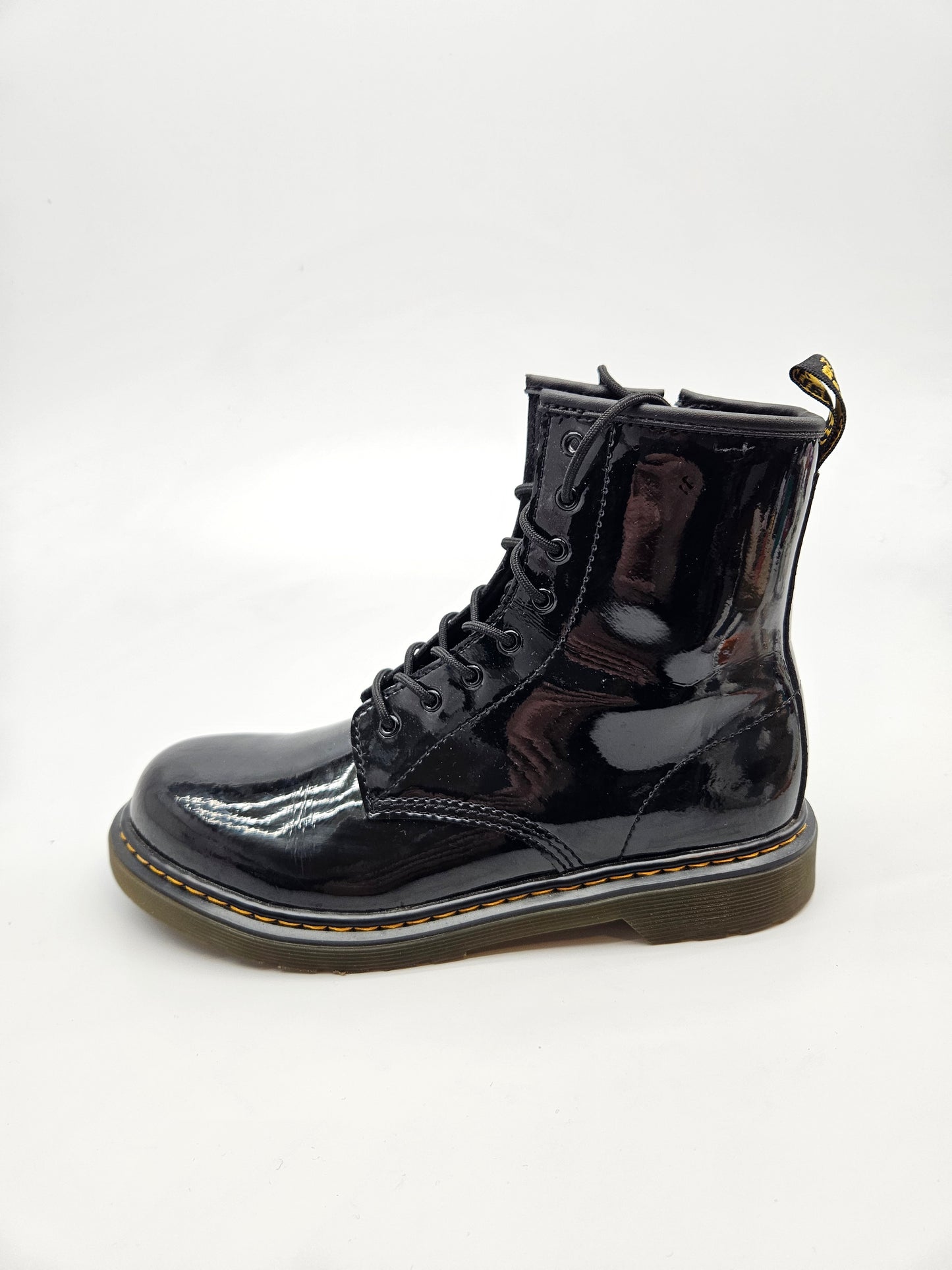 DR MARTINS ORIGINAL PATIKI BR 38.5